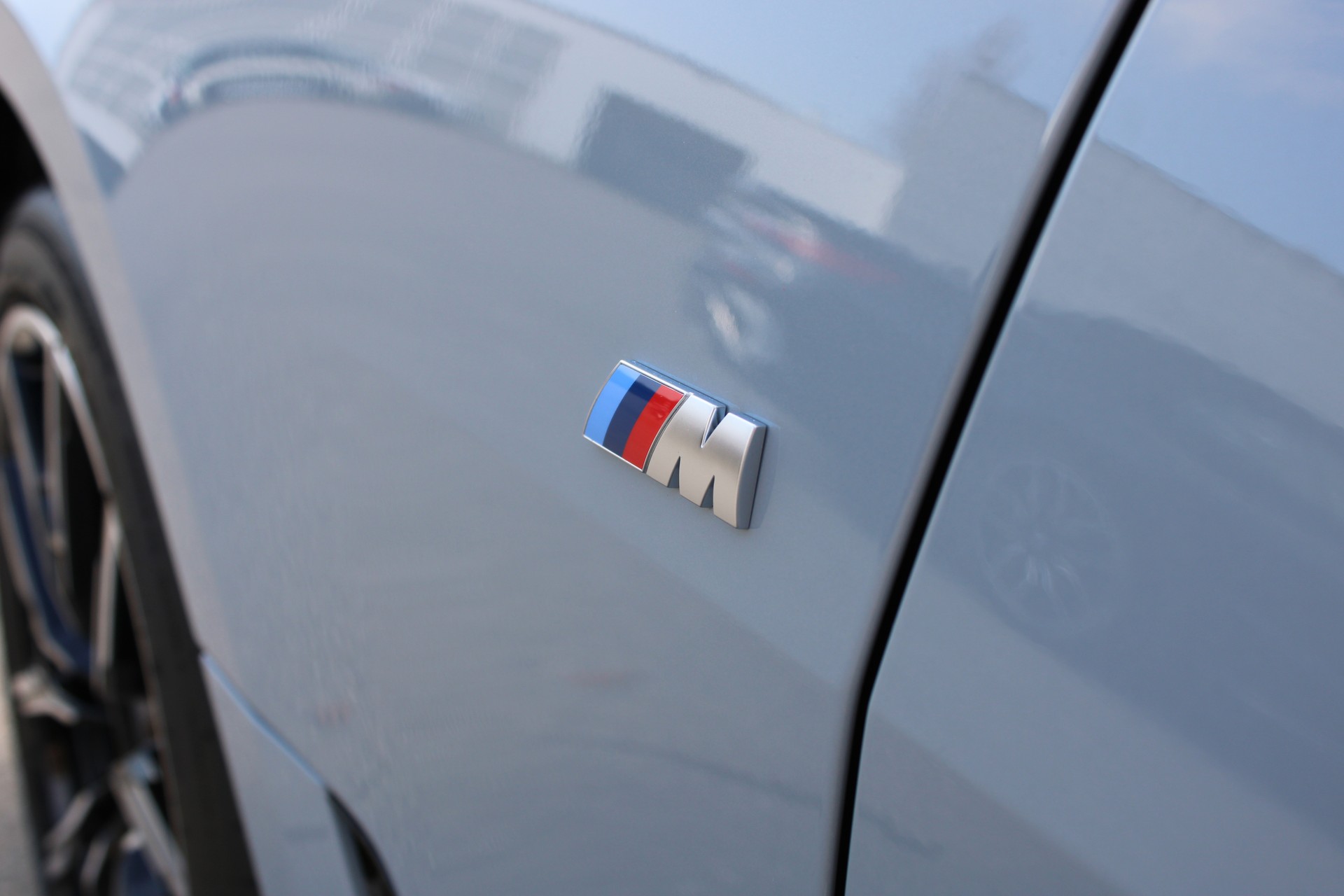BMW i4 xDrive 40 M Sport Pro-image-5