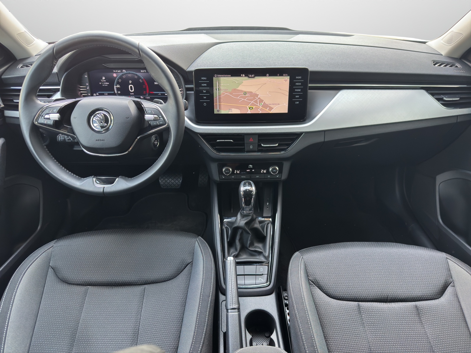 SKODA Kamiq 1.5 TSI Selection DSG-image-8
