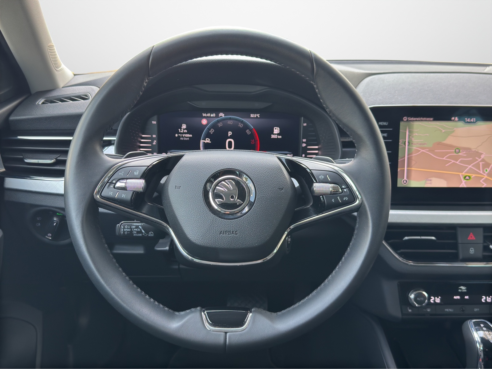 SKODA Kamiq 1.5 TSI Selection DSG-image-7