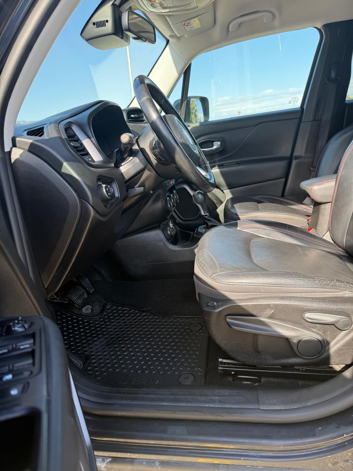 JEEP Renegade 2.0 CRD Trailhawk AWD + Low Range 9ATX-image-9