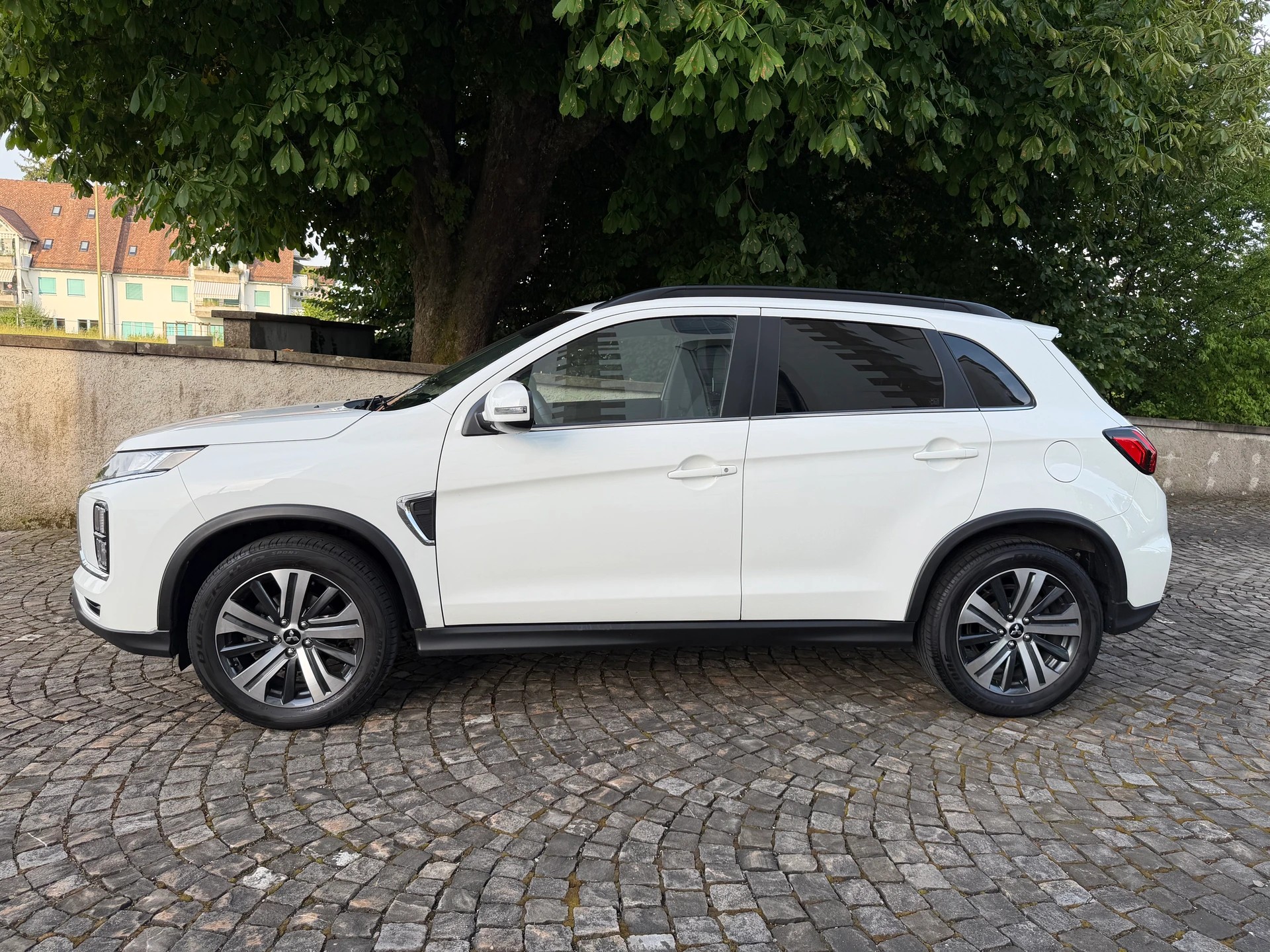 MITSUBISHI ASX 2.0 MIVEC Diamond Automat / Frisch ab MFK / Service gepflegt/ 36 Monate Garantie exkl / Leder / Navi / LED /-image-7