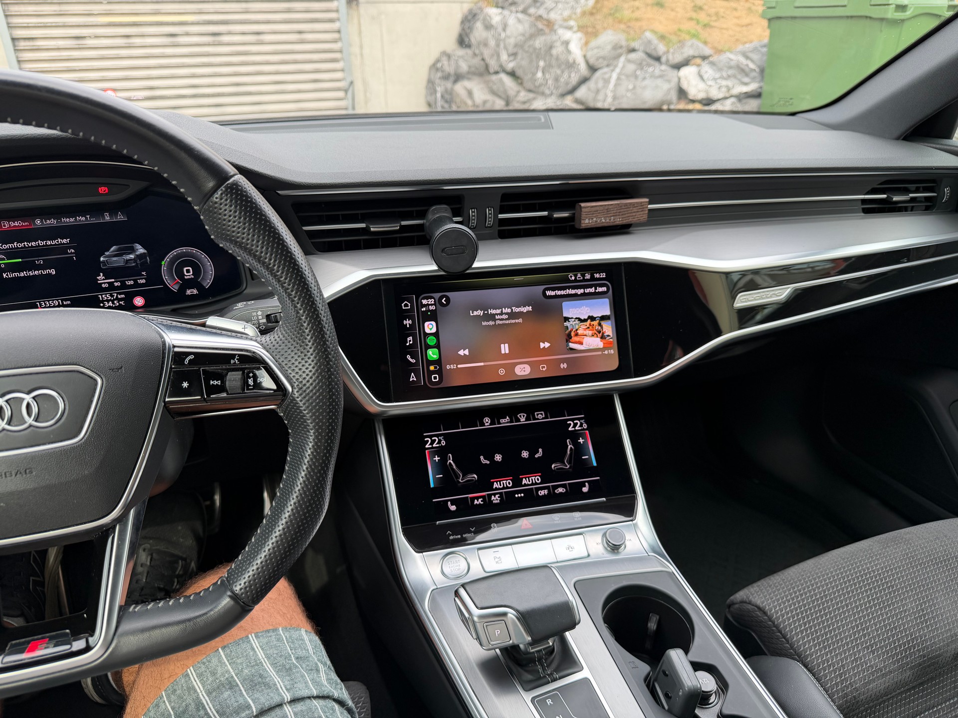 AUDI 2.0 45 TFSI quattro S-Tronic-image-5