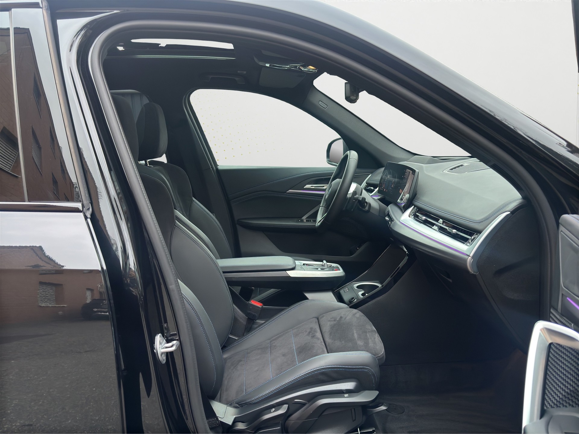 BMW X1 sDrive 20d 48V M Sport Innovationspaket-image-12