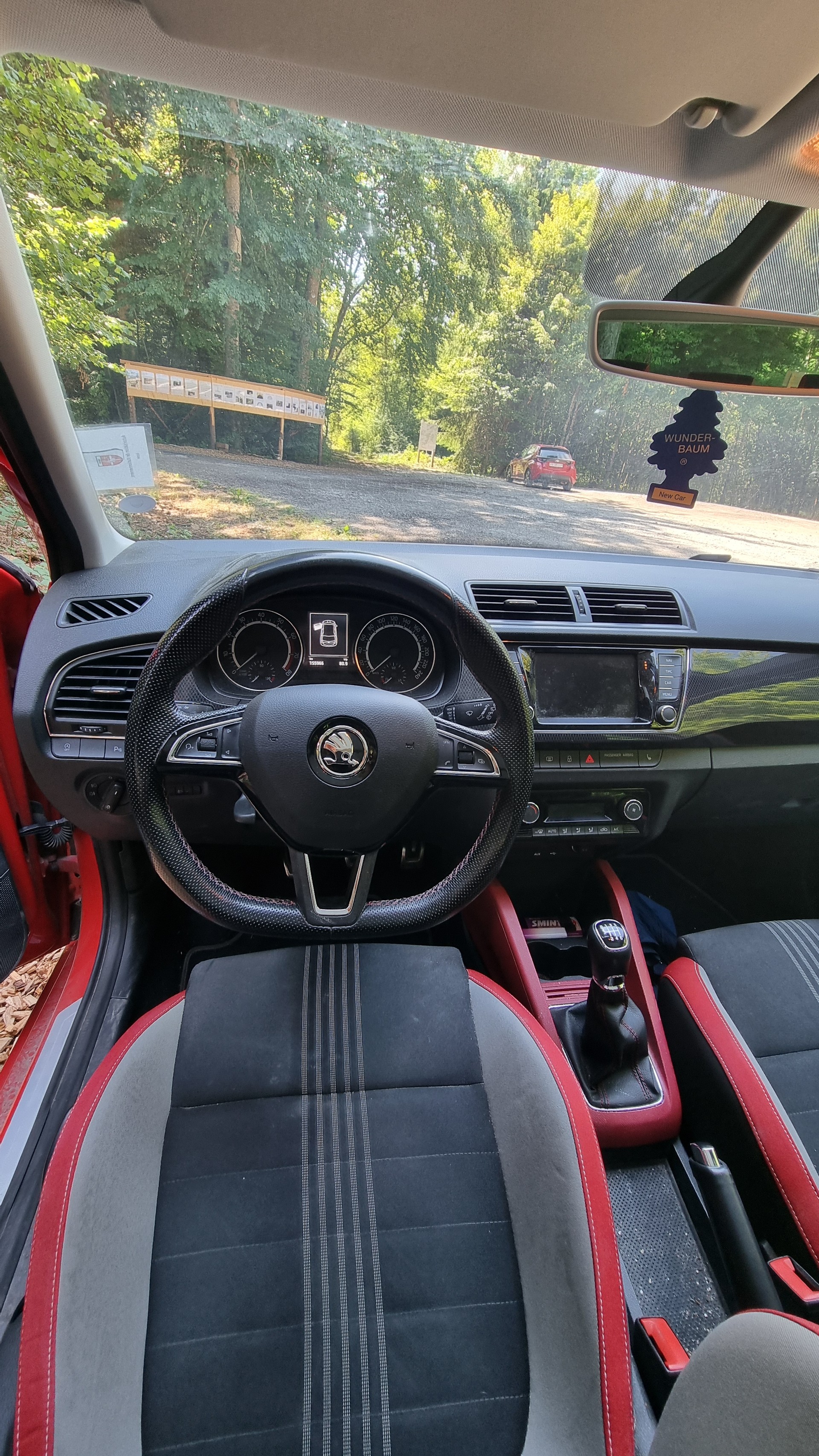 SKODA 1.2 TSI Monte Carlo-image-4