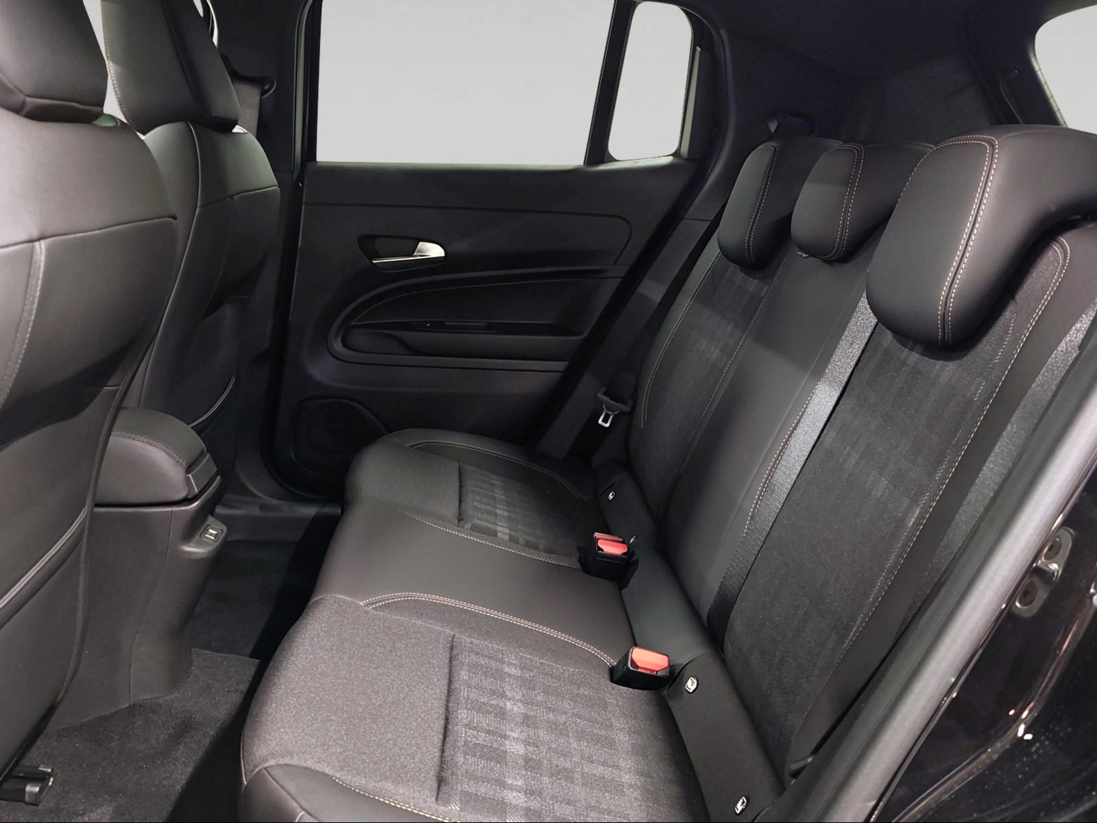 JEEP Avenger 1.2 MHEV 85th Anniversary Sky 4xe-image-7