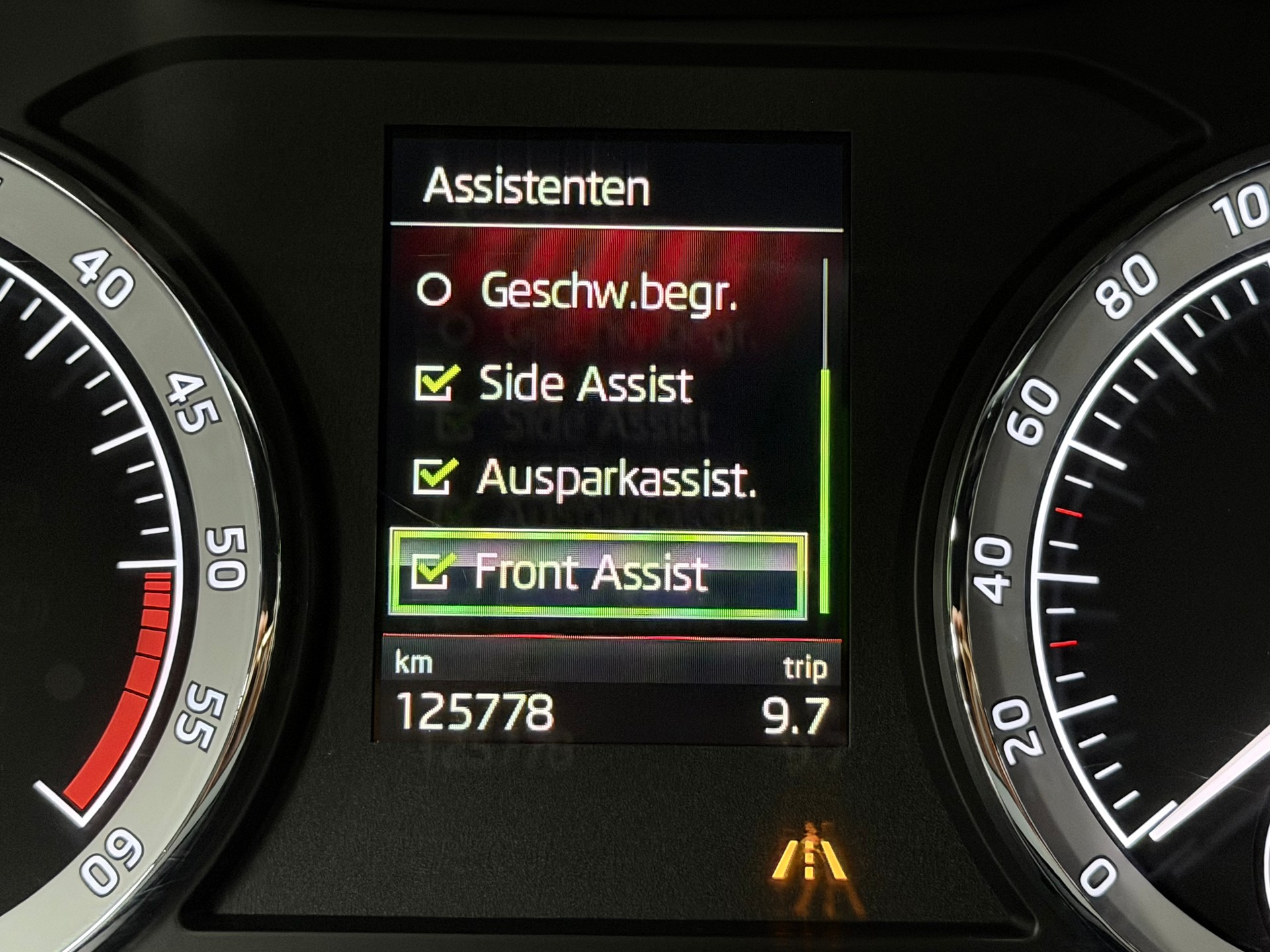 SKODA Kodiaq 2.0 TDI CR Sport Line 4x4 DSG-image-16