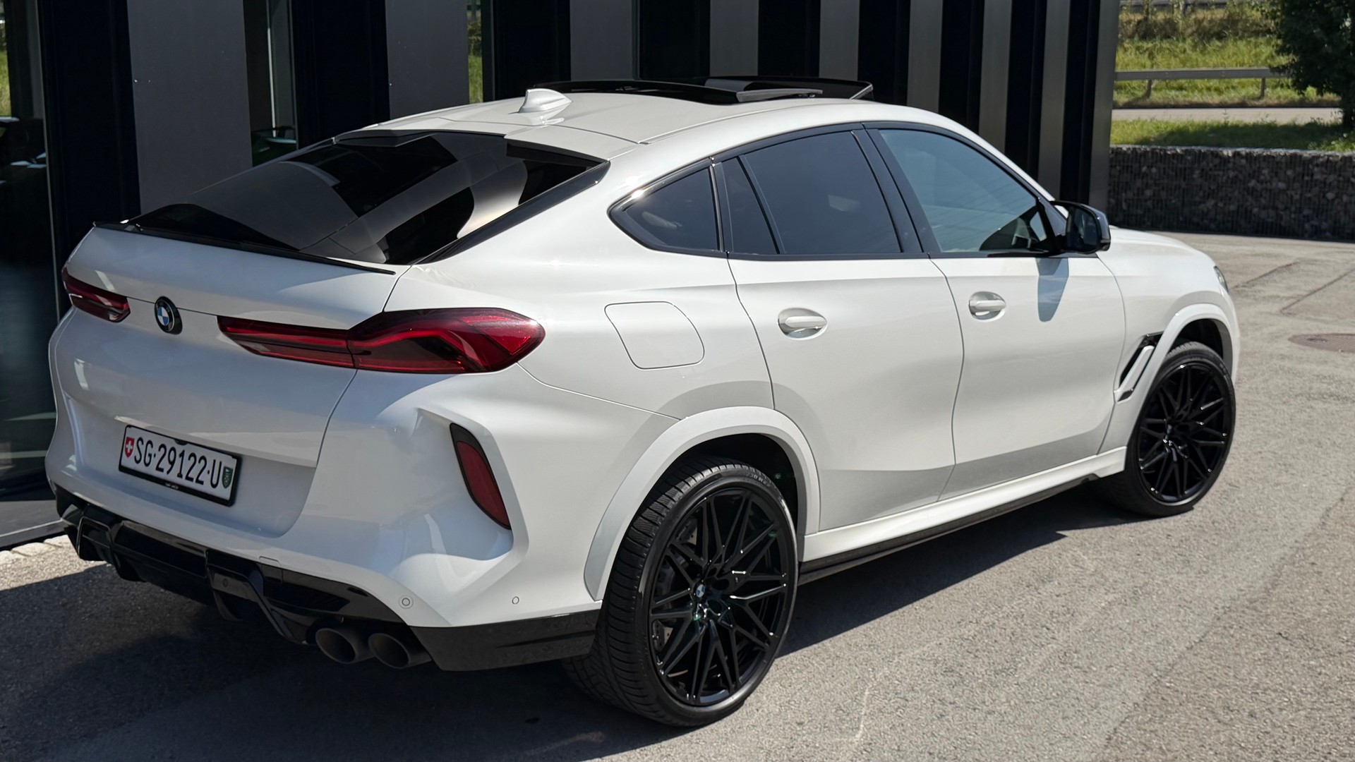 BMW X6M Steptronic M Competition♦️CH Fahrzeug*Vollausstattung*NP 211`643.-♦️-image-7