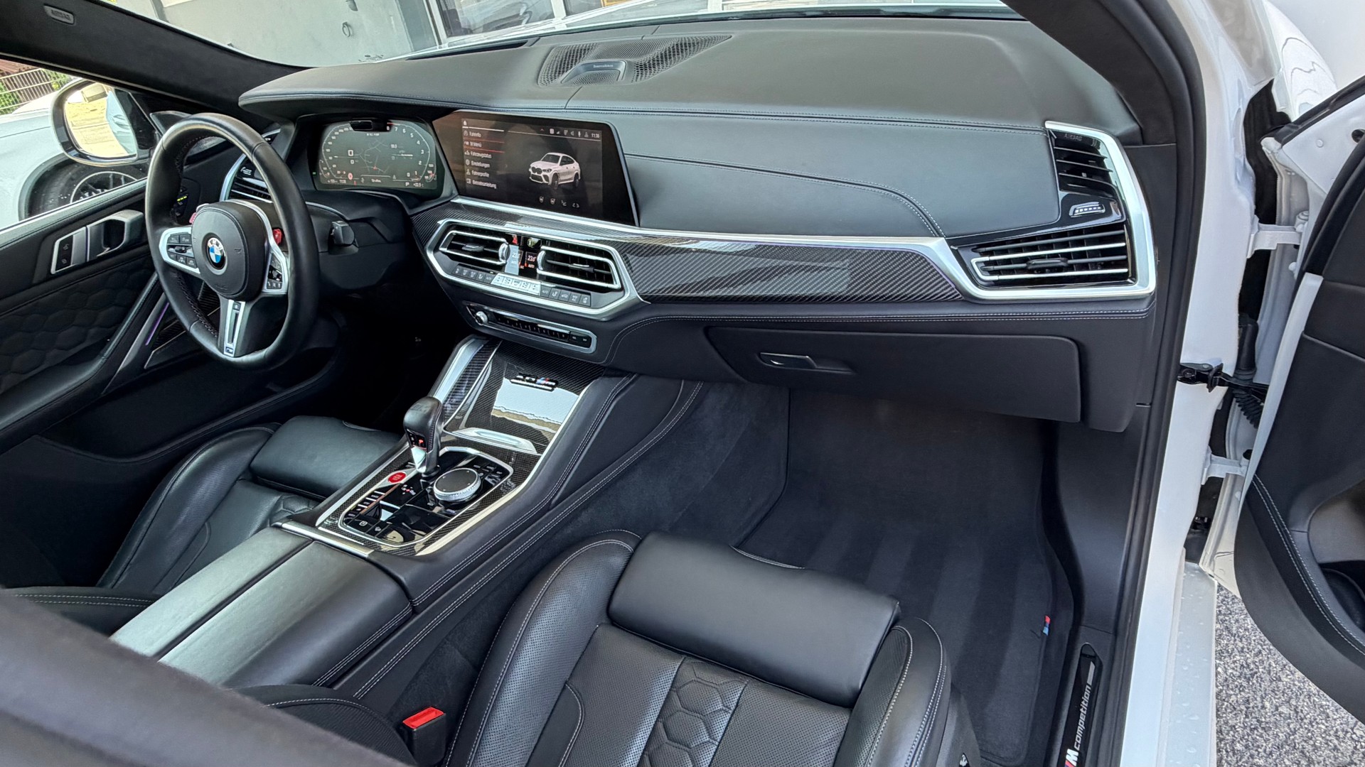 BMW X6M Steptronic M Competition♦️CH Fahrzeug*Vollausstattung*NP 211`643.-♦️-image-19