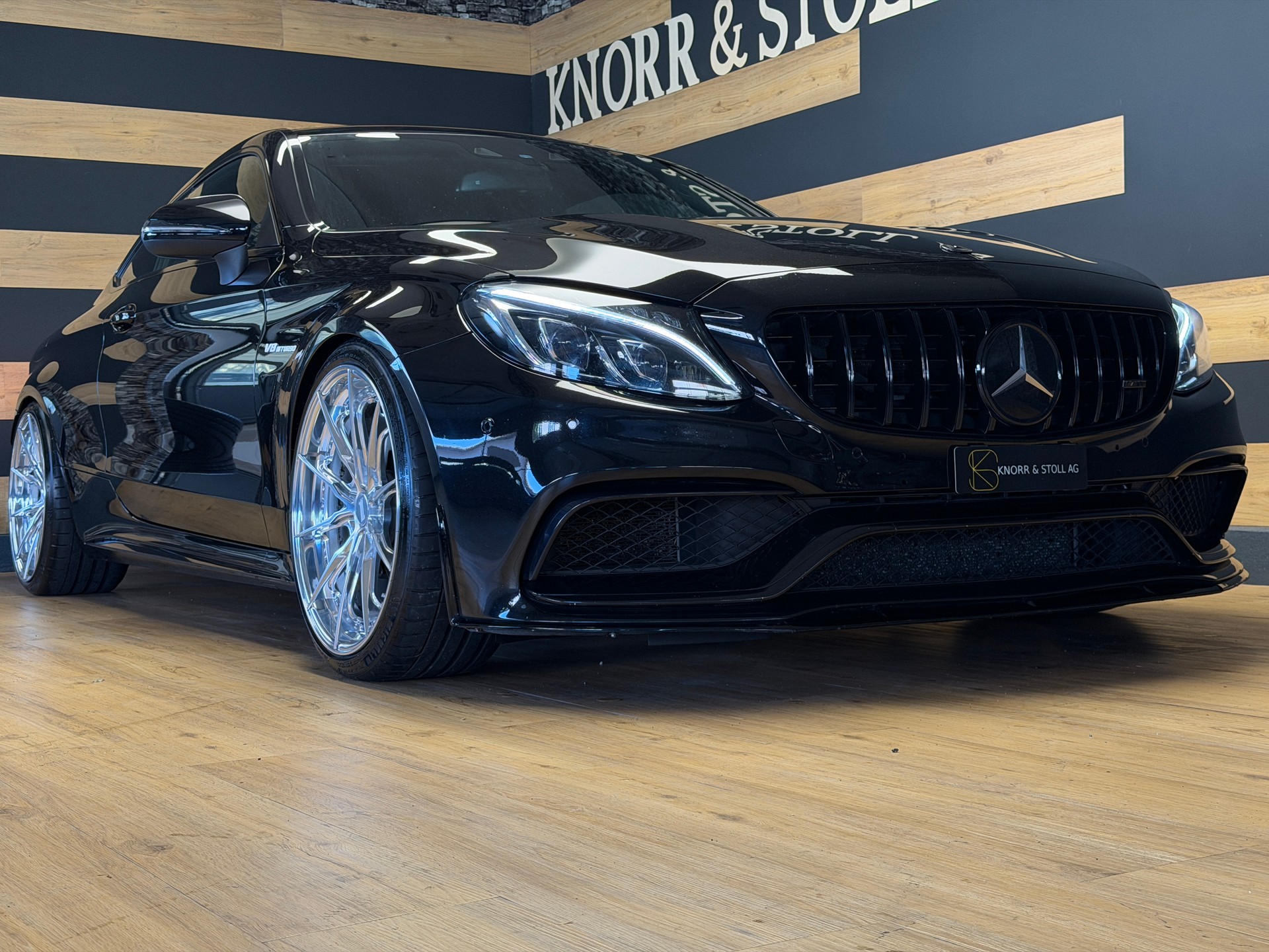 MERCEDES-BENZ C 63 AMG Speedshift-image-3