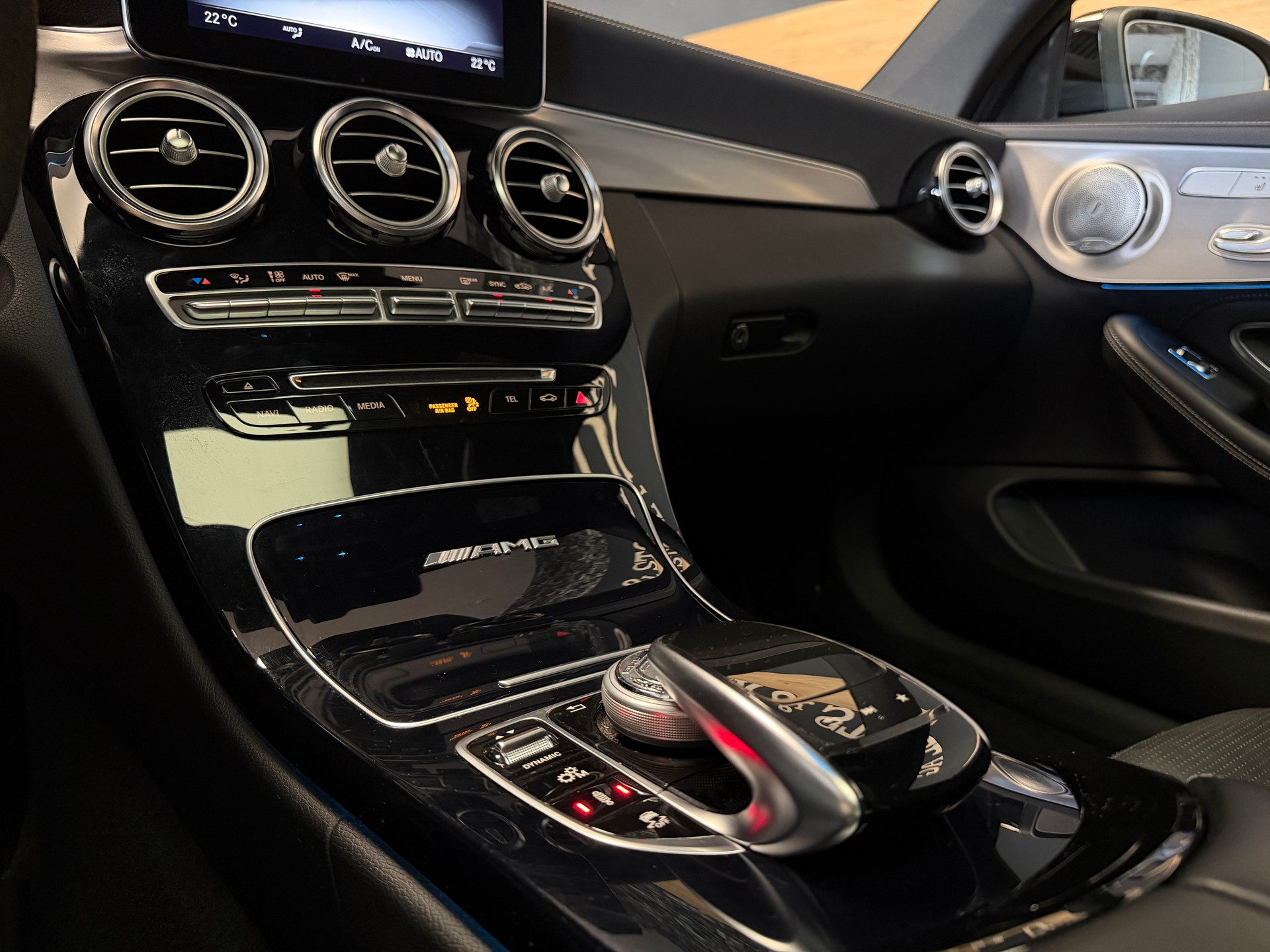 MERCEDES-BENZ C 63 AMG Speedshift-image-22
