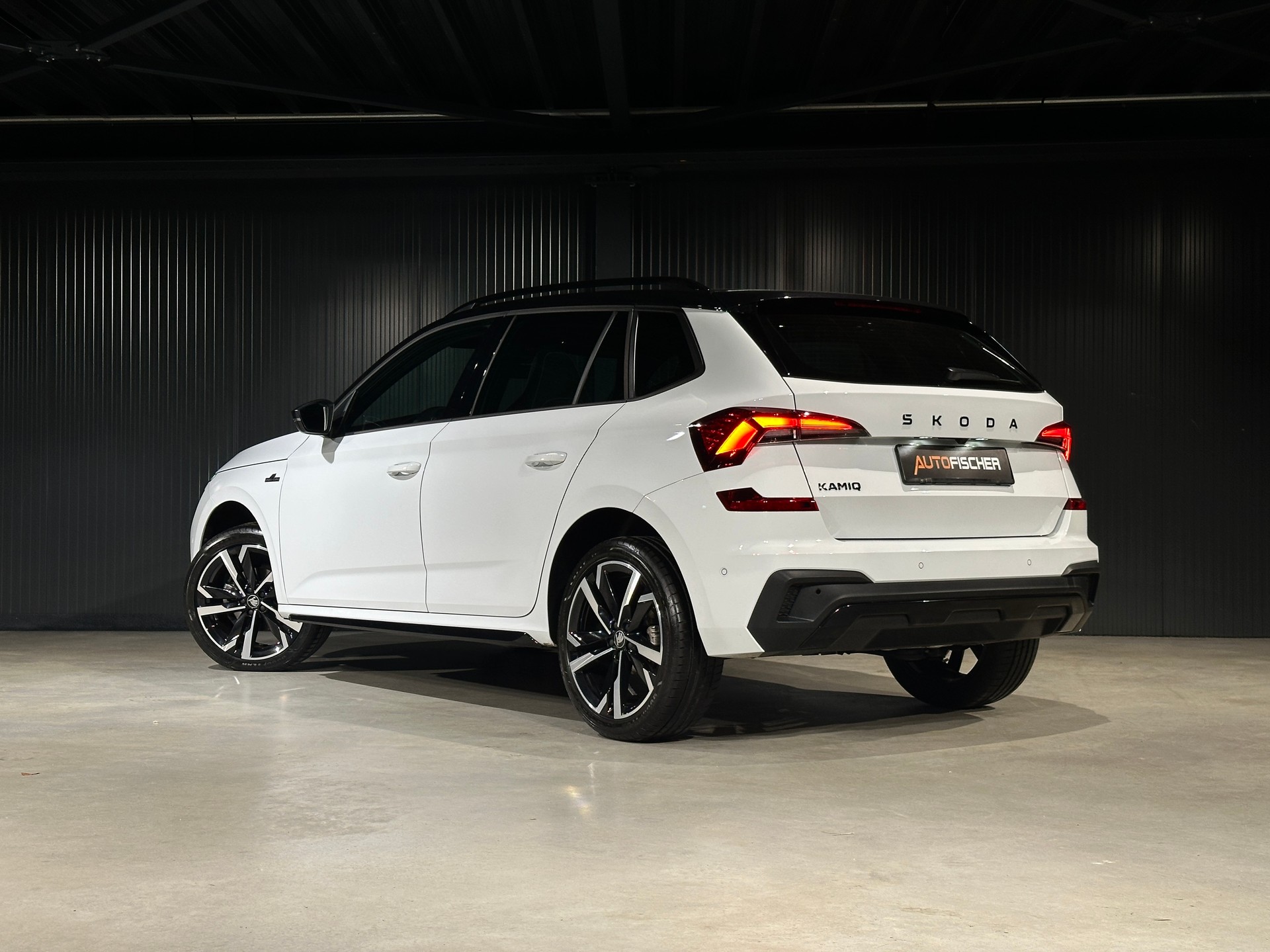 SKODA Kamiq 1.5 TSI Monte Carlo DSG-image-1
