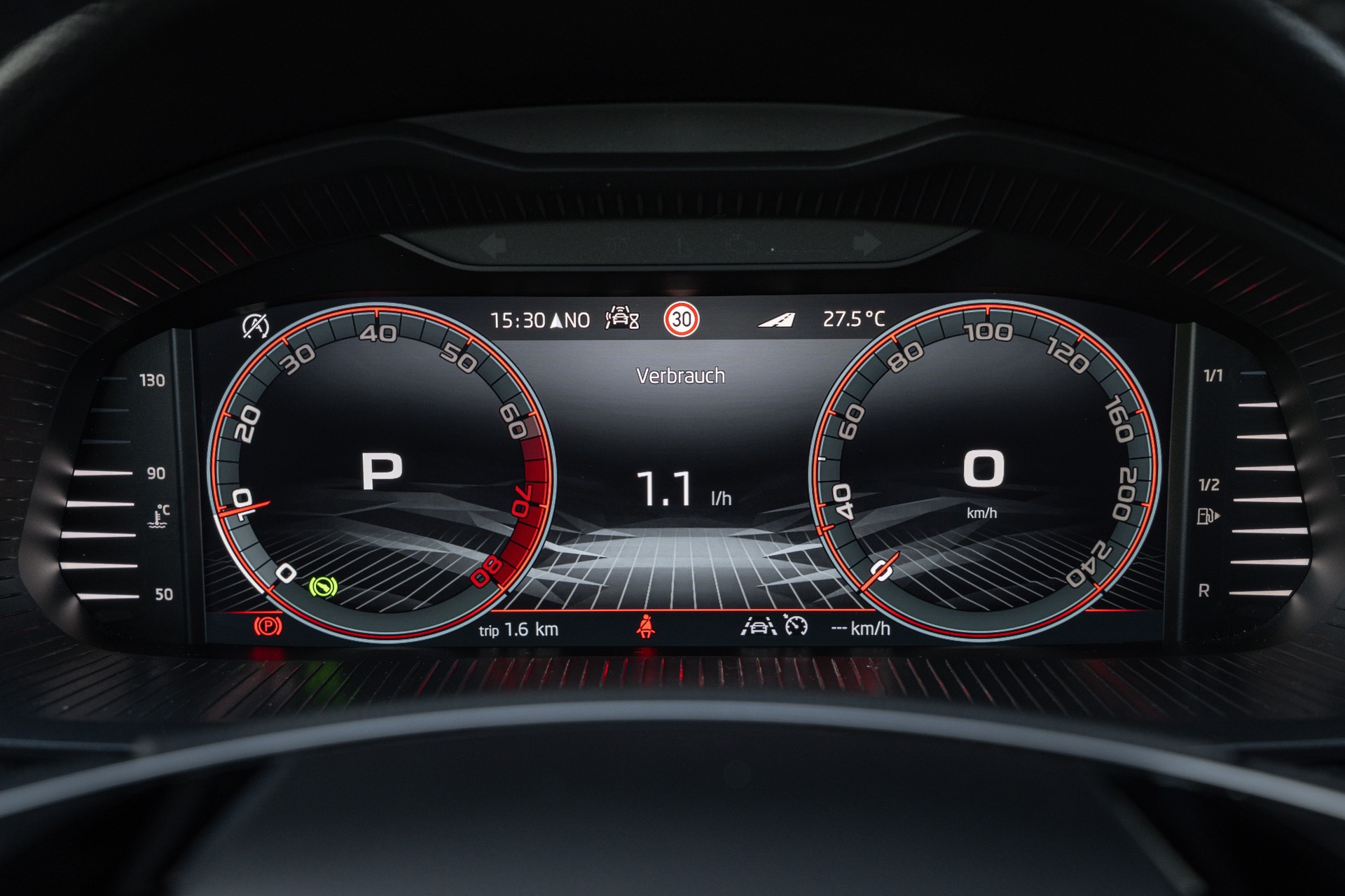 SKODA Kamiq 1.5 TSI Monte Carlo DSG-image-16