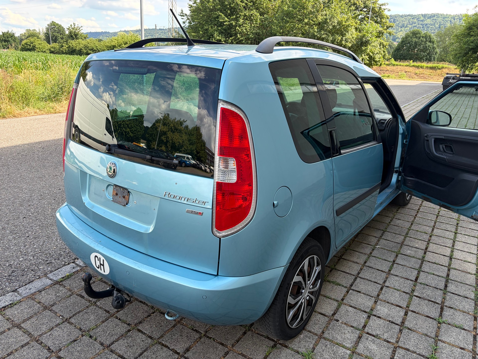 SKODA Roomster 1.2 TSI Ambition DSG-image-3