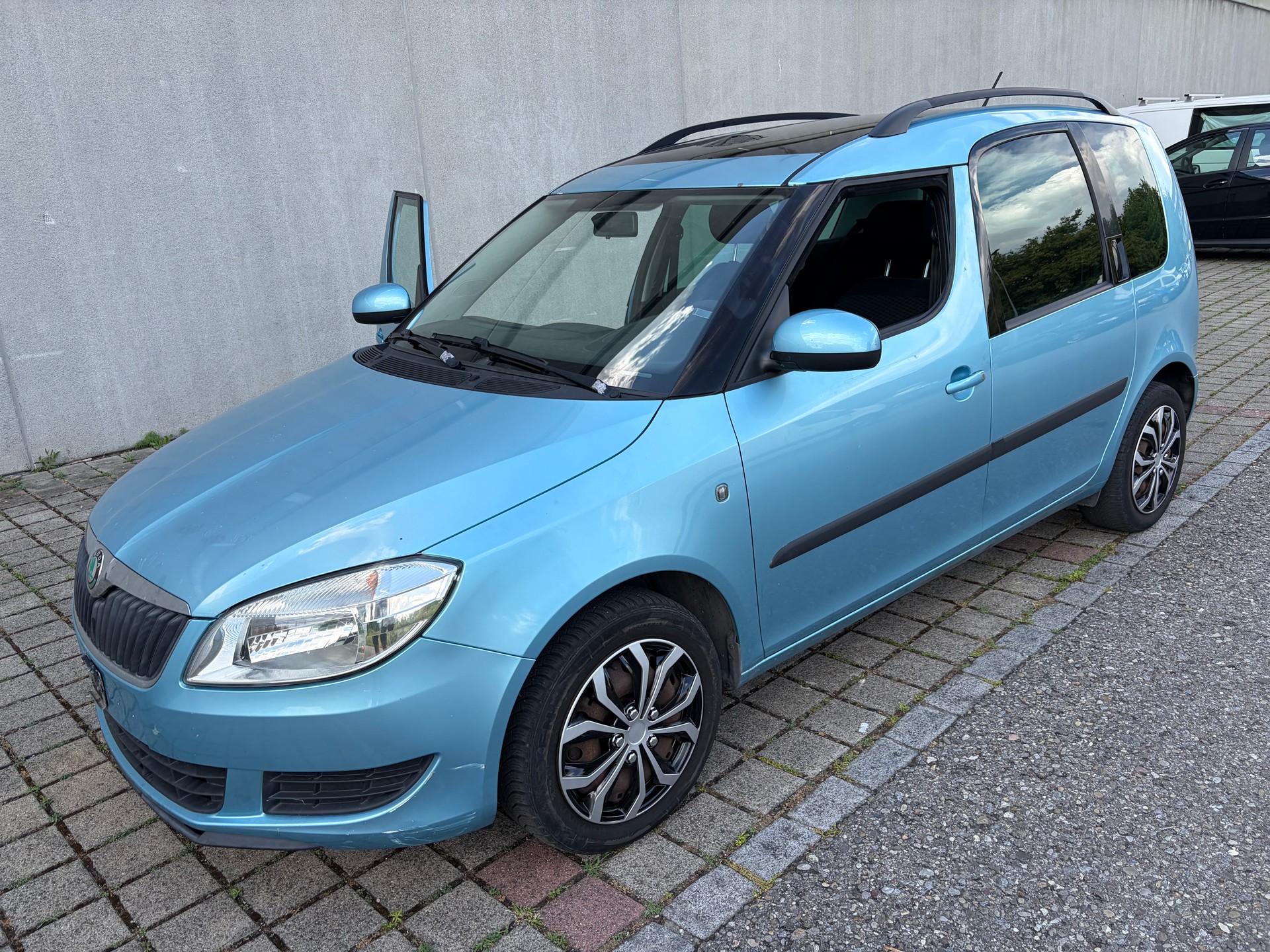 SKODA Roomster 1.2 TSI Ambition DSG