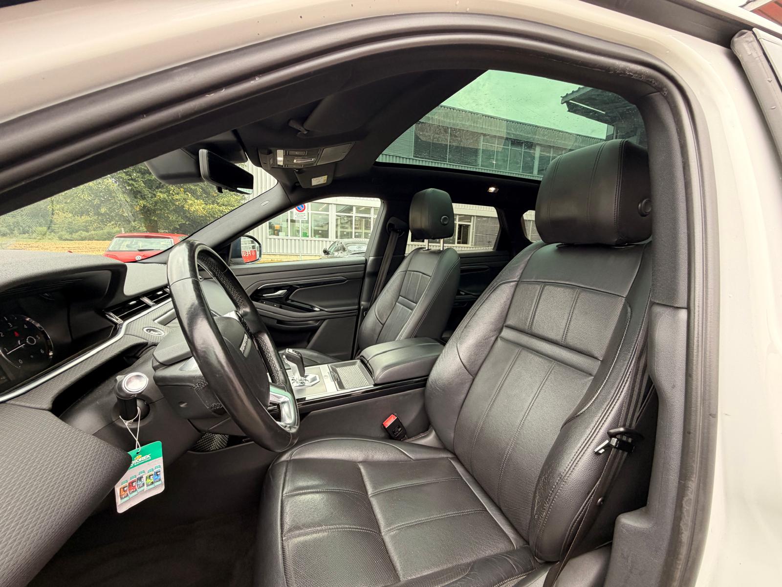 LAND ROVER Range Rover Evoque D 150 SE AT9-image-10