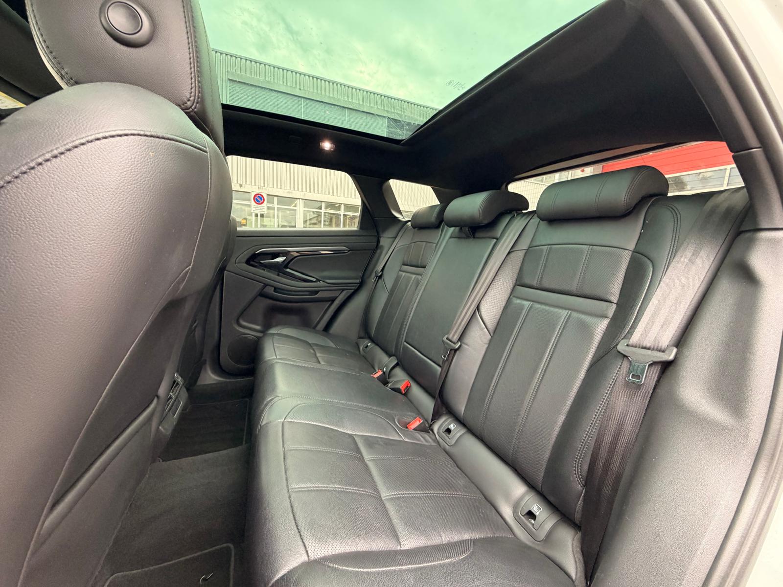 LAND ROVER Range Rover Evoque D 150 SE AT9-image-12