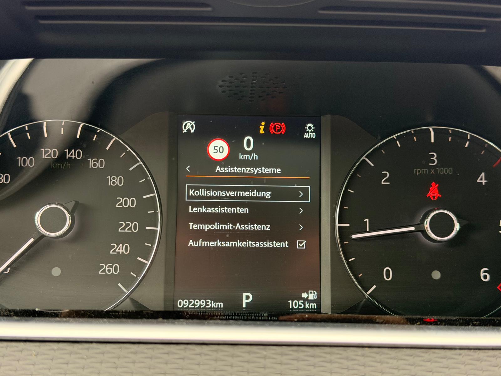 LAND ROVER Range Rover Evoque D 150 SE AT9-image-16
