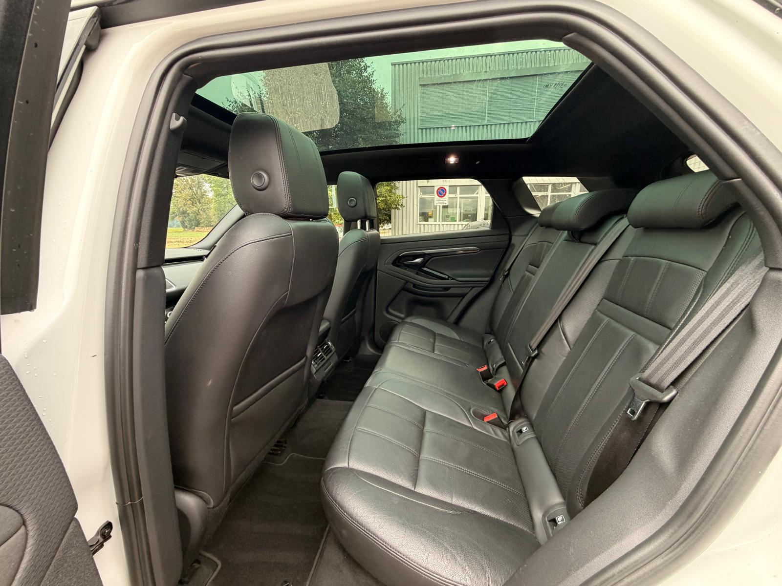 LAND ROVER Range Rover Evoque D 150 SE AT9-image-11