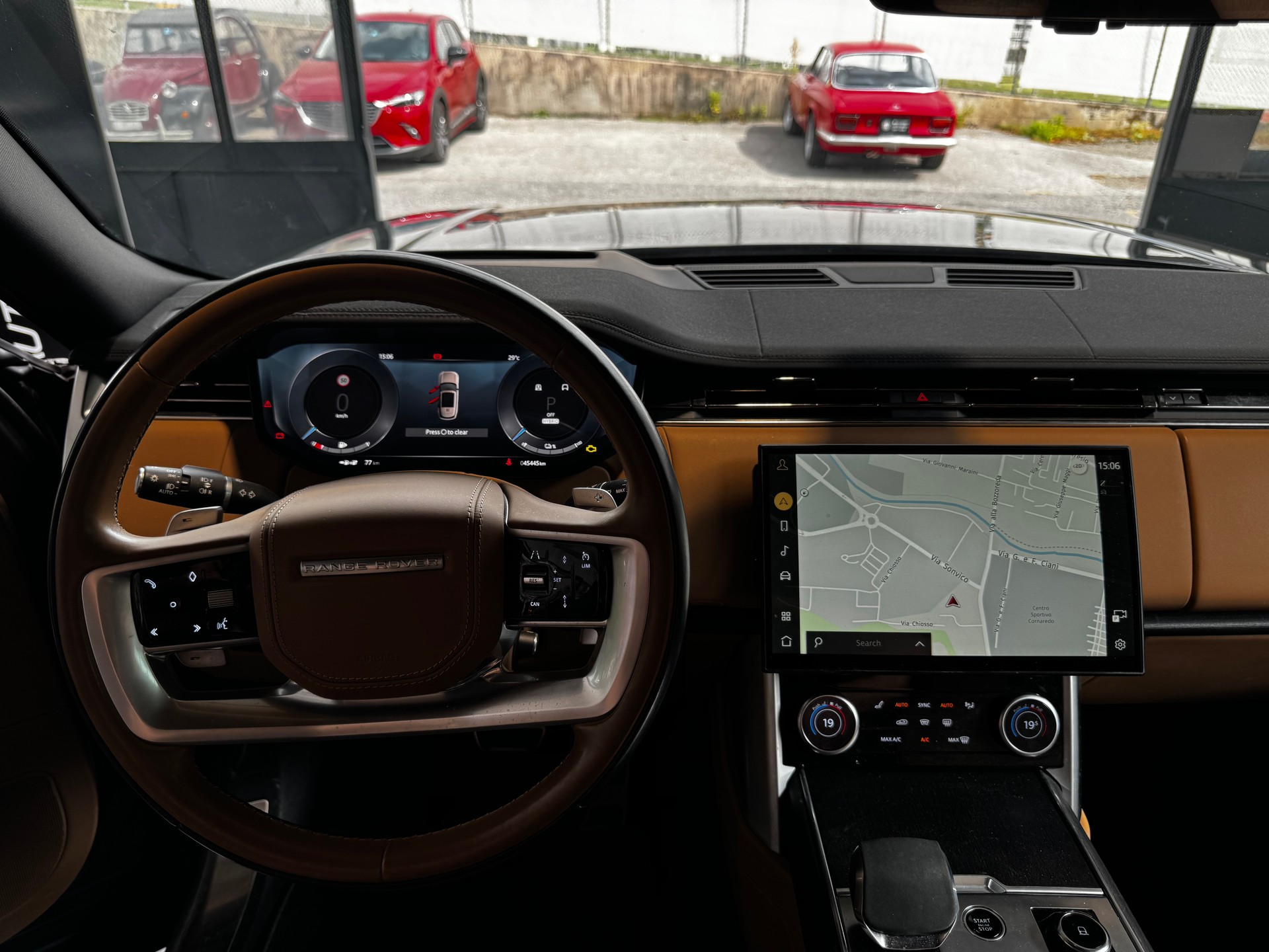 LAND ROVER Range Rover P440e Si6 PHEV HSE Automatic-image-14