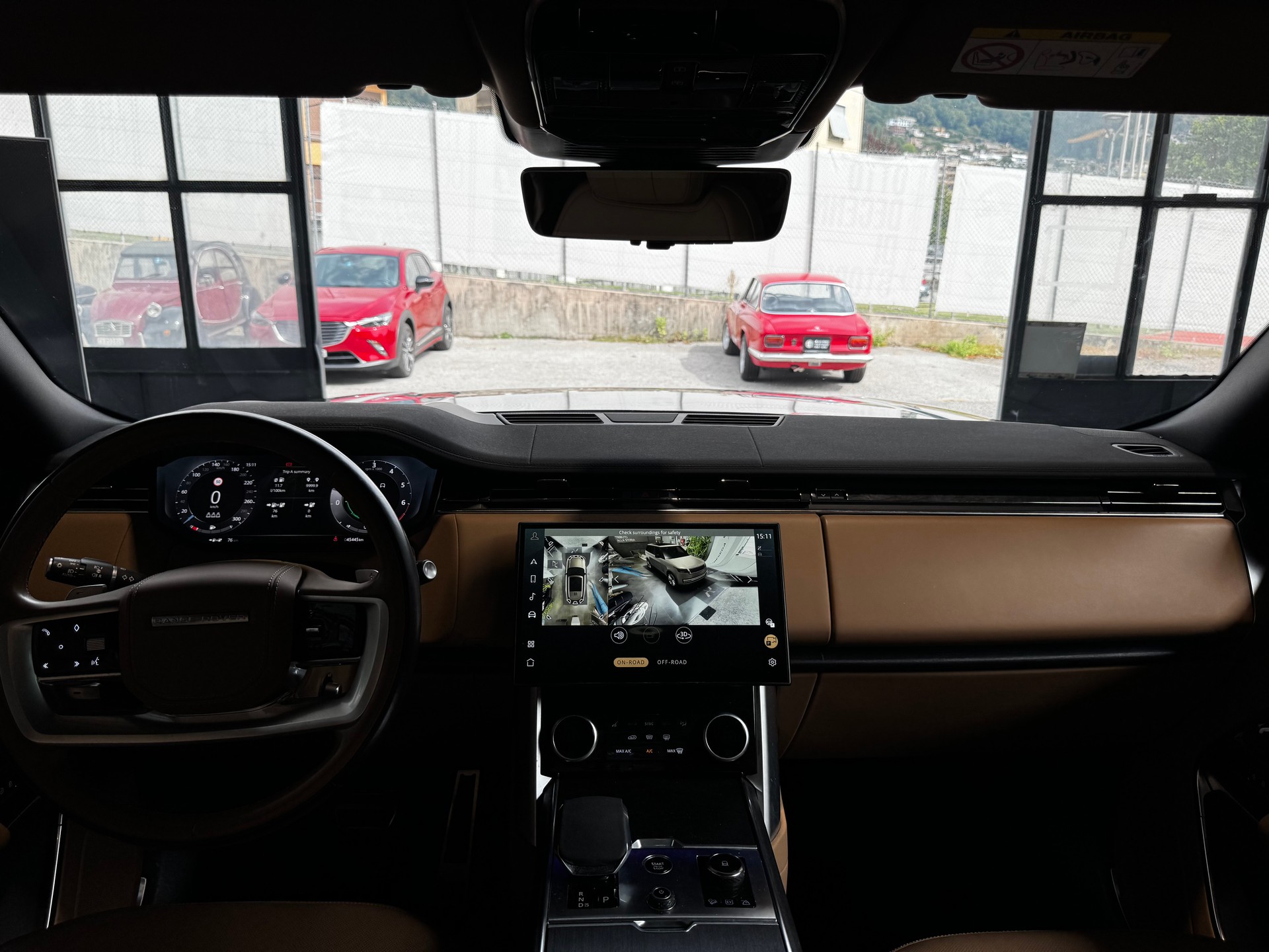 LAND ROVER Range Rover P440e Si6 PHEV HSE Automatic-image-11