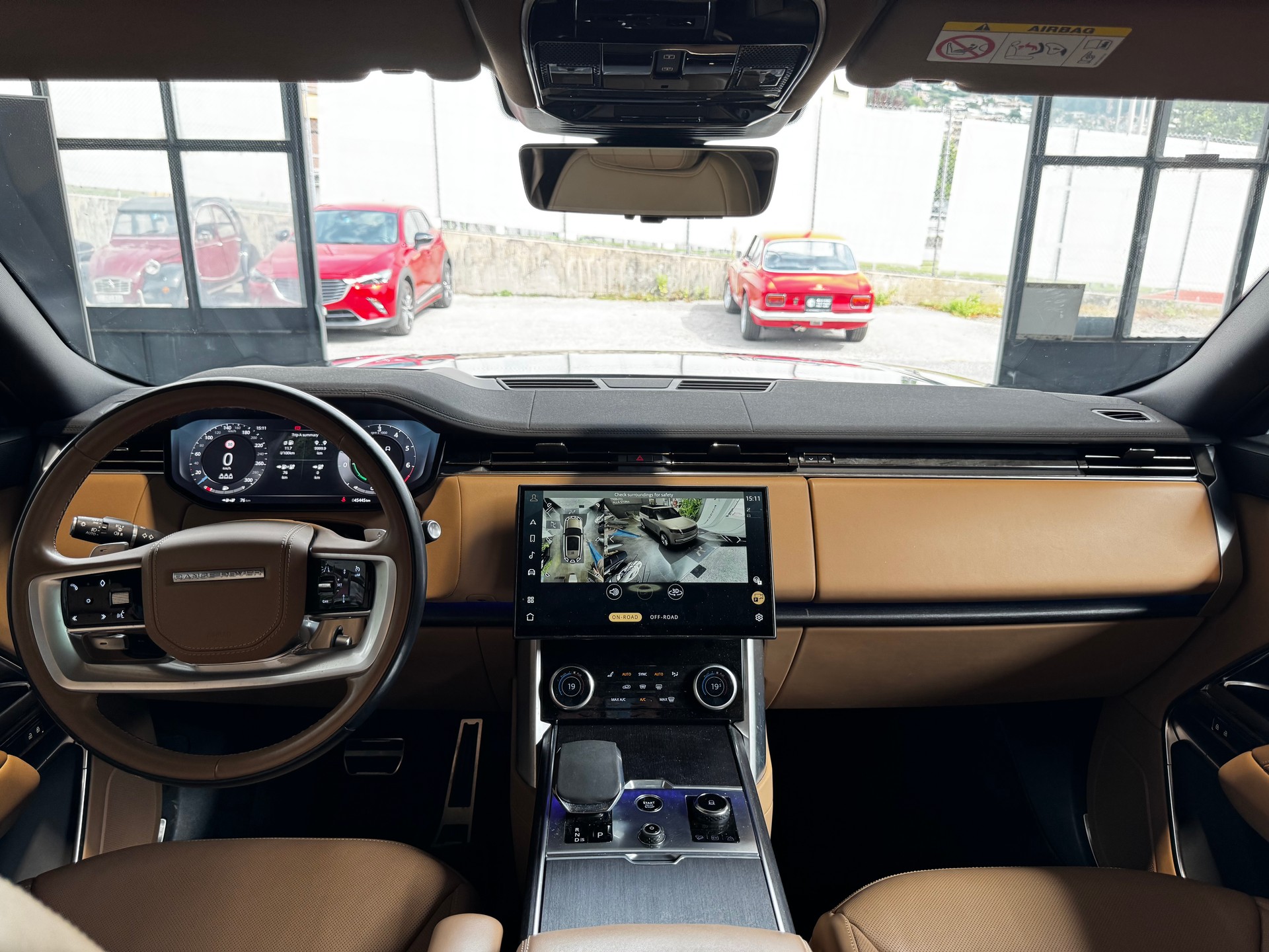 LAND ROVER Range Rover P440e Si6 PHEV HSE Automatic-image-12
