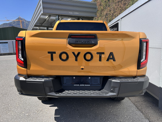 TOYOTA Hilux 2.8d MHEV Inv DC4x4-image-4