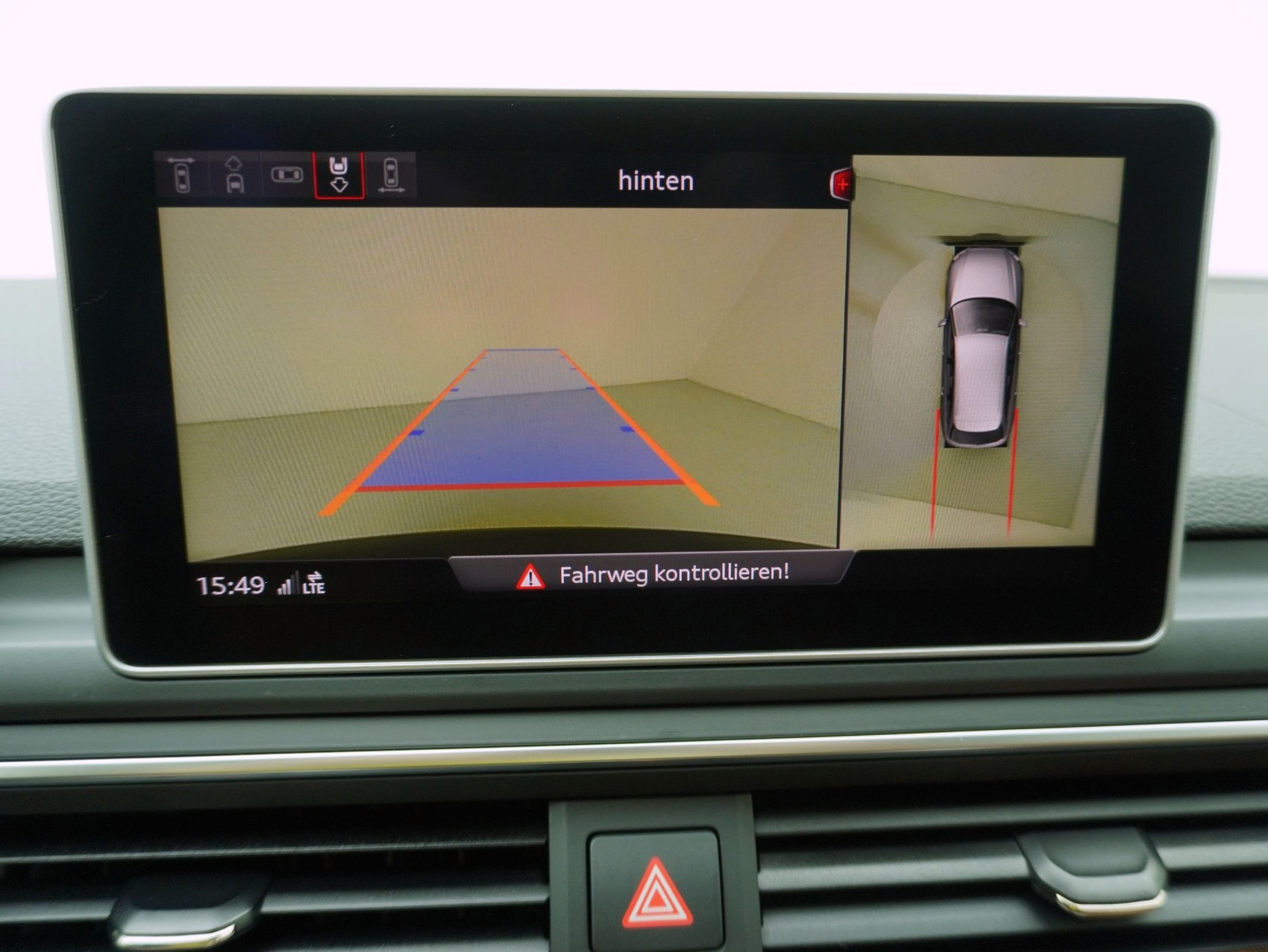 AUDI A4 Allroad 45 TFSI quattro S-Tronic-image-17