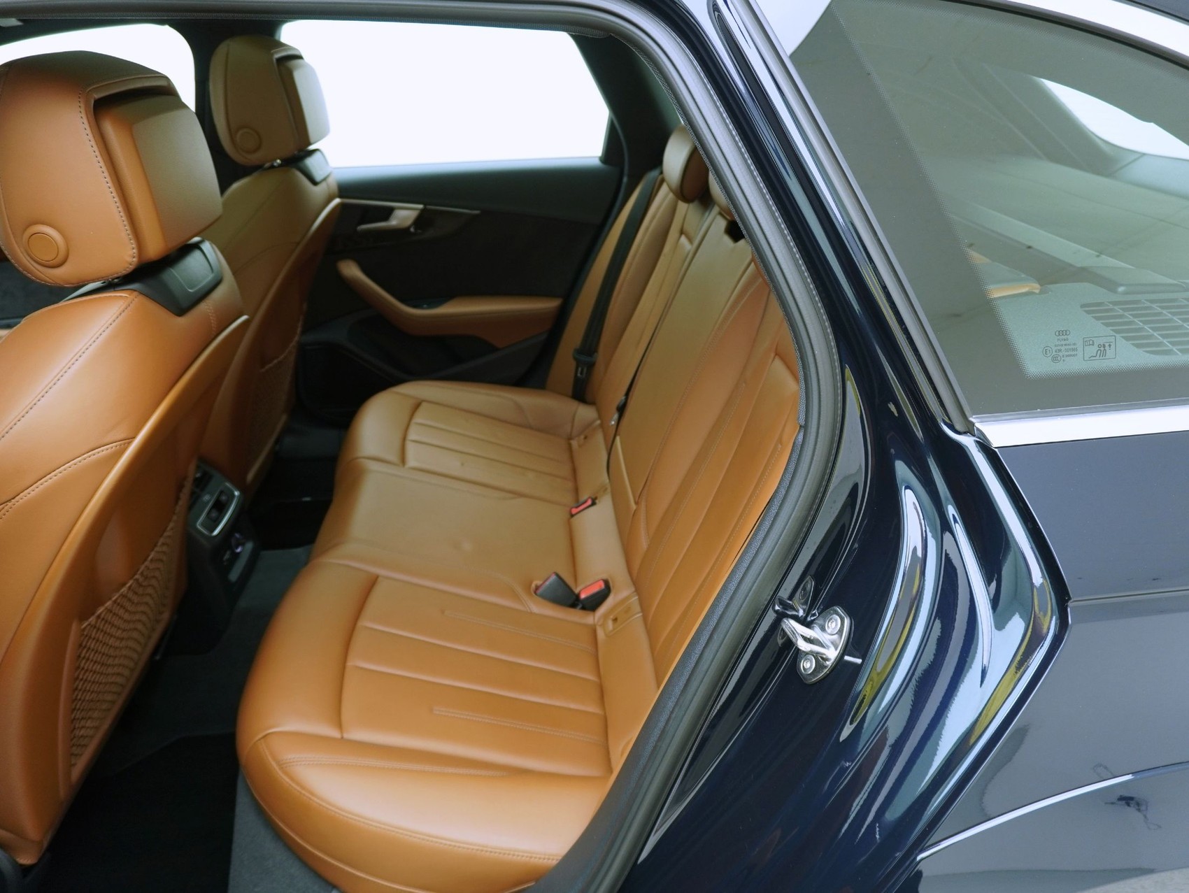 AUDI A4 Allroad 45 TFSI quattro S-Tronic-image-11