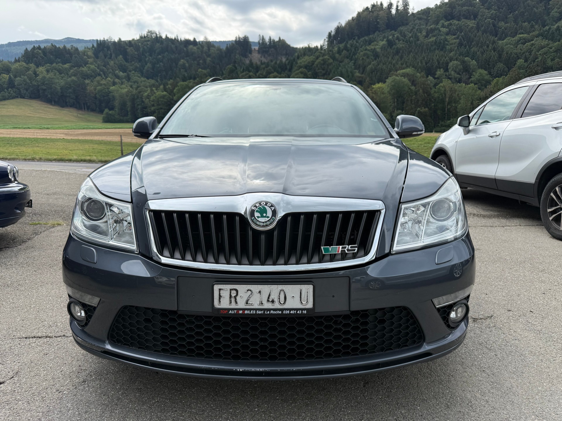 SKODA Octavia Combi 2.0 TSI RS-image-1