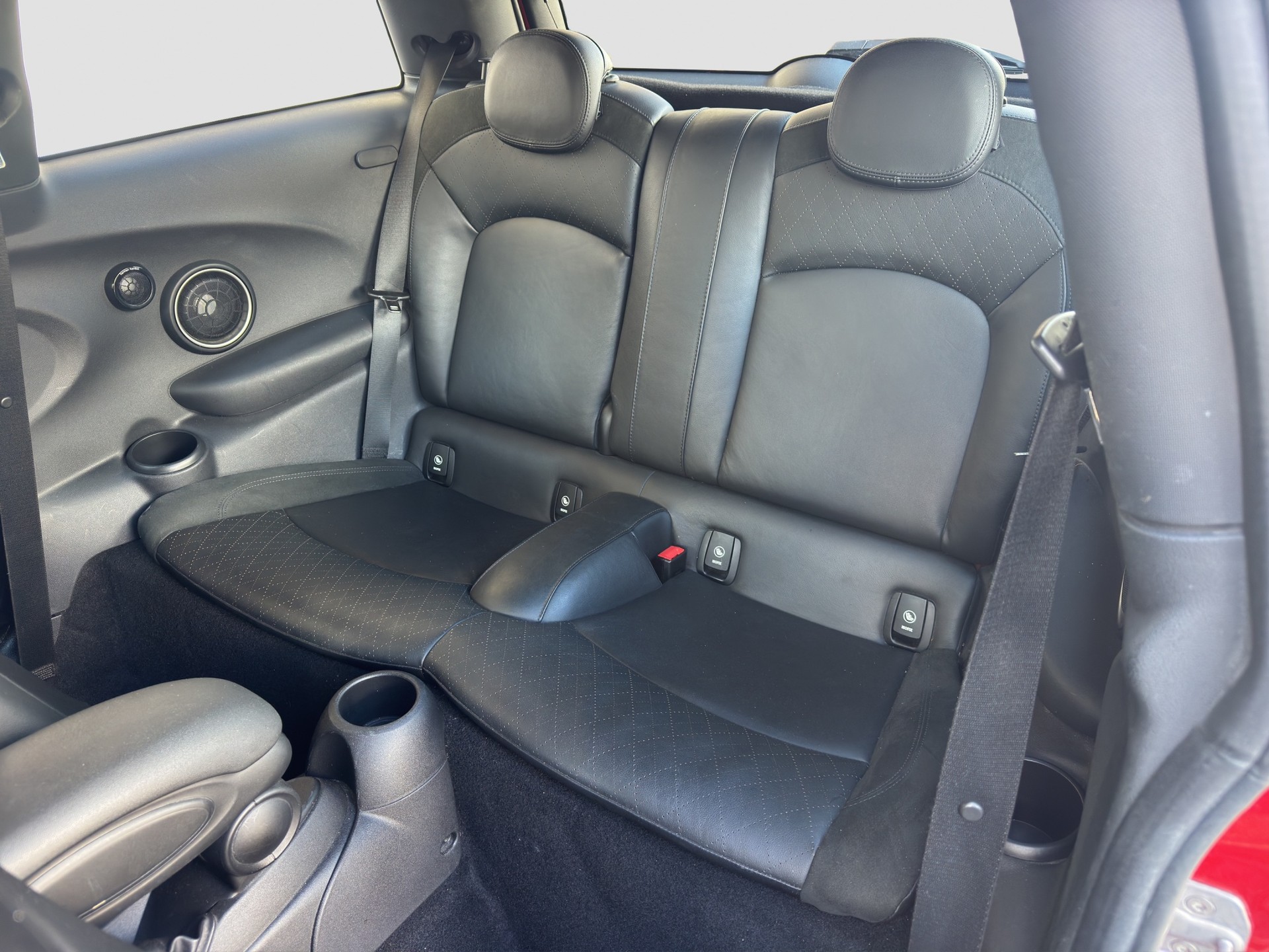MINI Cooper S-image-8