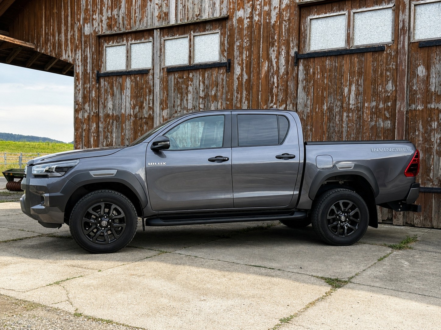 TOYOTA Hilux Double Cab.-Pick-up 2.8 D-4D 230 Invincible-image-6