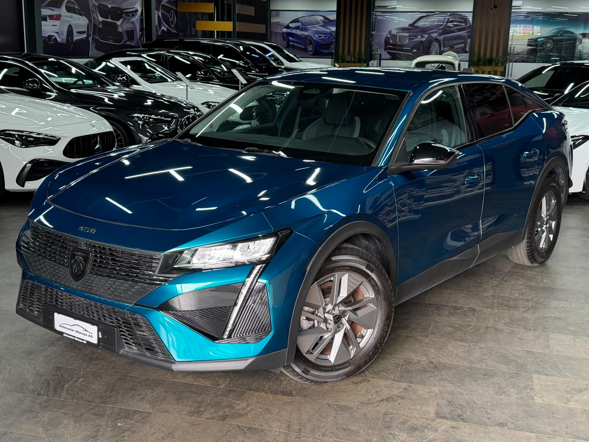 PEUGEOT 408 1.2 HEV 145 Allure-image-0