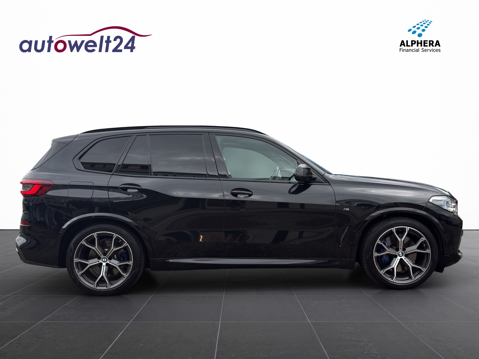 BMW X5 xDrive45e M Sport Steptronic-showroom-element-3