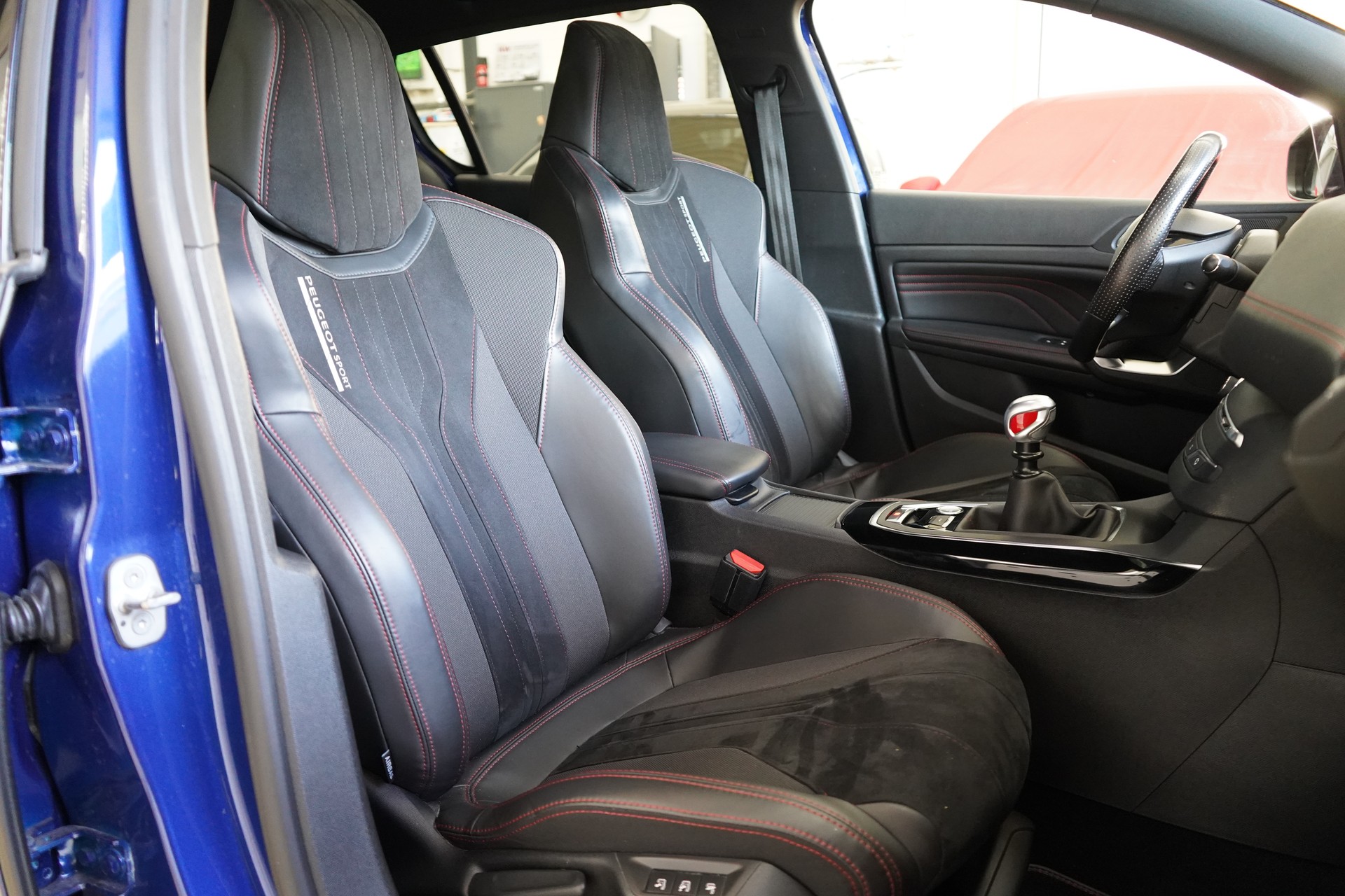 PEUGEOT 308 1.6 GTi-image-17