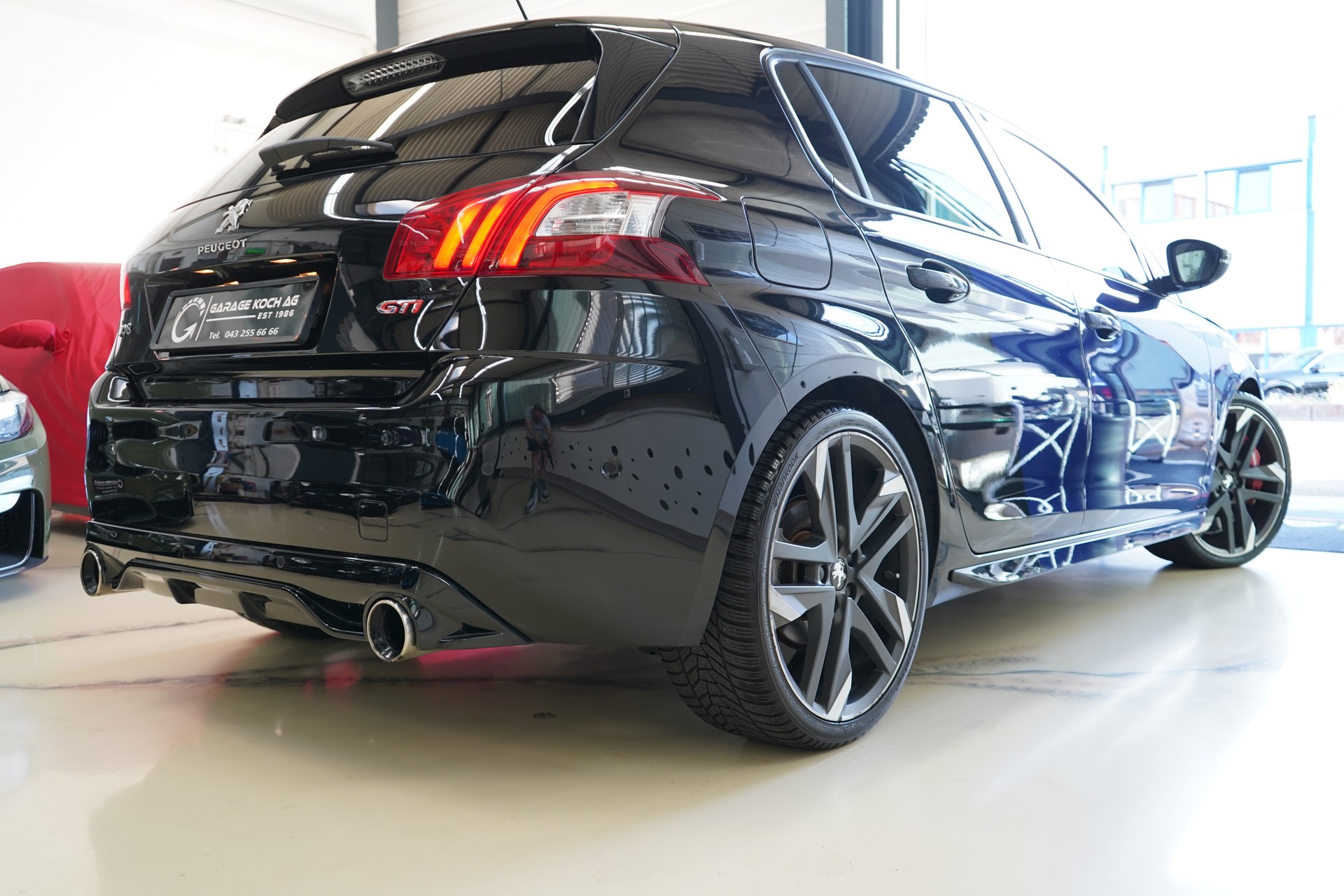 PEUGEOT 308 1.6 GTi-image-5