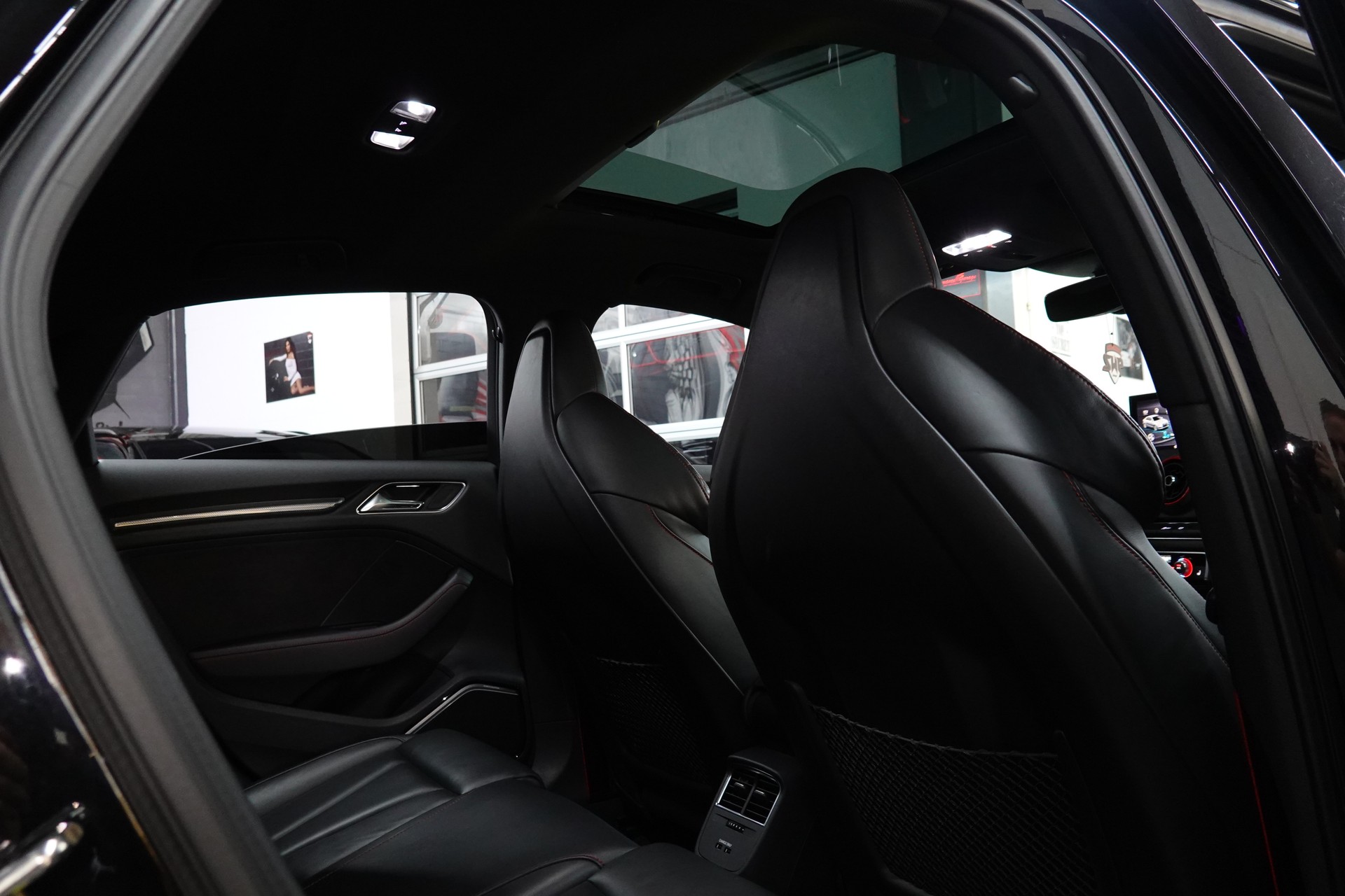 AUDI RS3 LIMO 2.5 TSI QUATTRO S-TRONIC FULL CH-FZ OHNE OPF SOUND ON-image-37