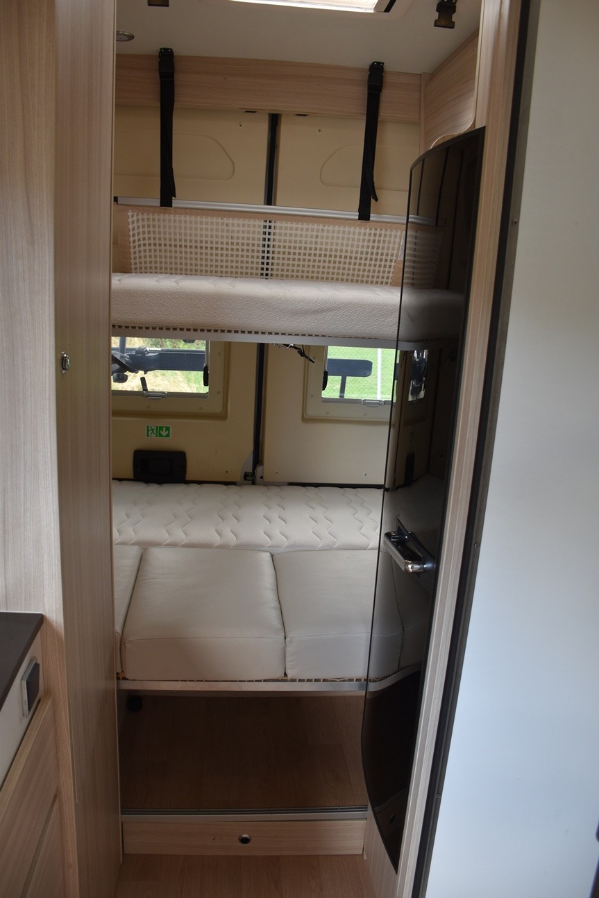 DREAMER CAMPERFIVE FUN 2,3 DIESEL H3 HOCHDACH FIAT DUCATO MJ 140-image-10
