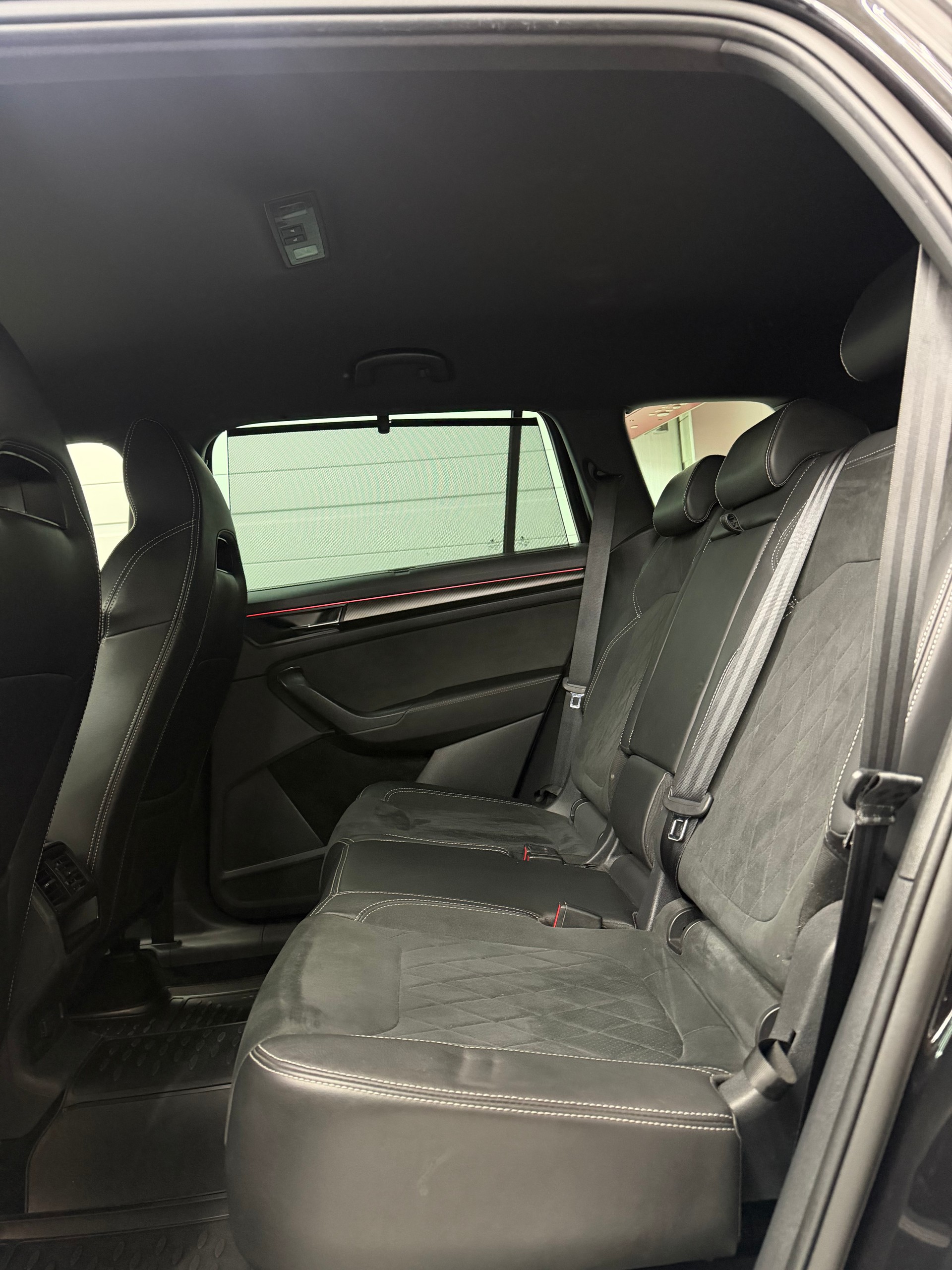 SKODA Kodiaq 2.0 TSI 4x4 SportLine-image-9