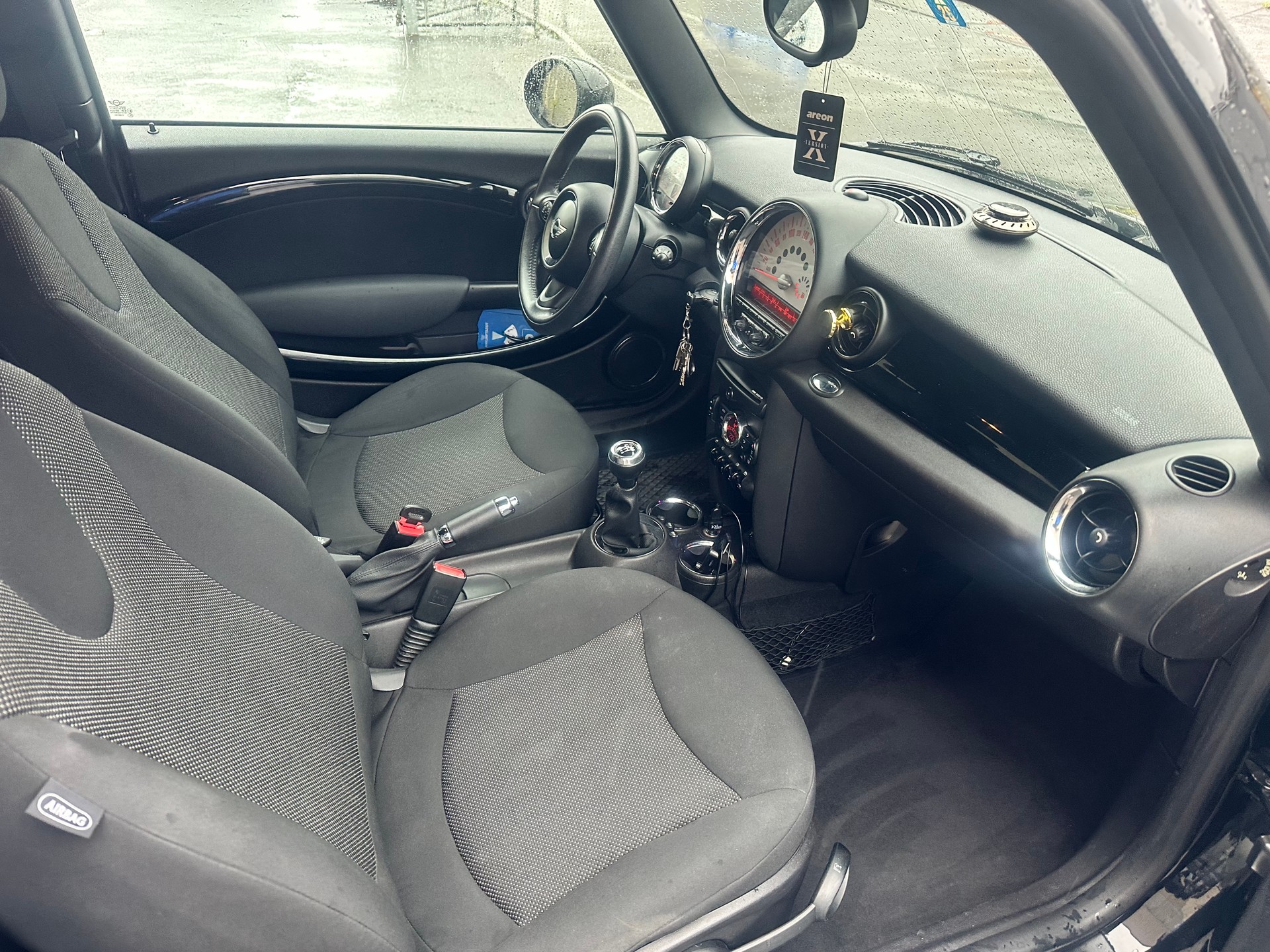 MINI One-image-14