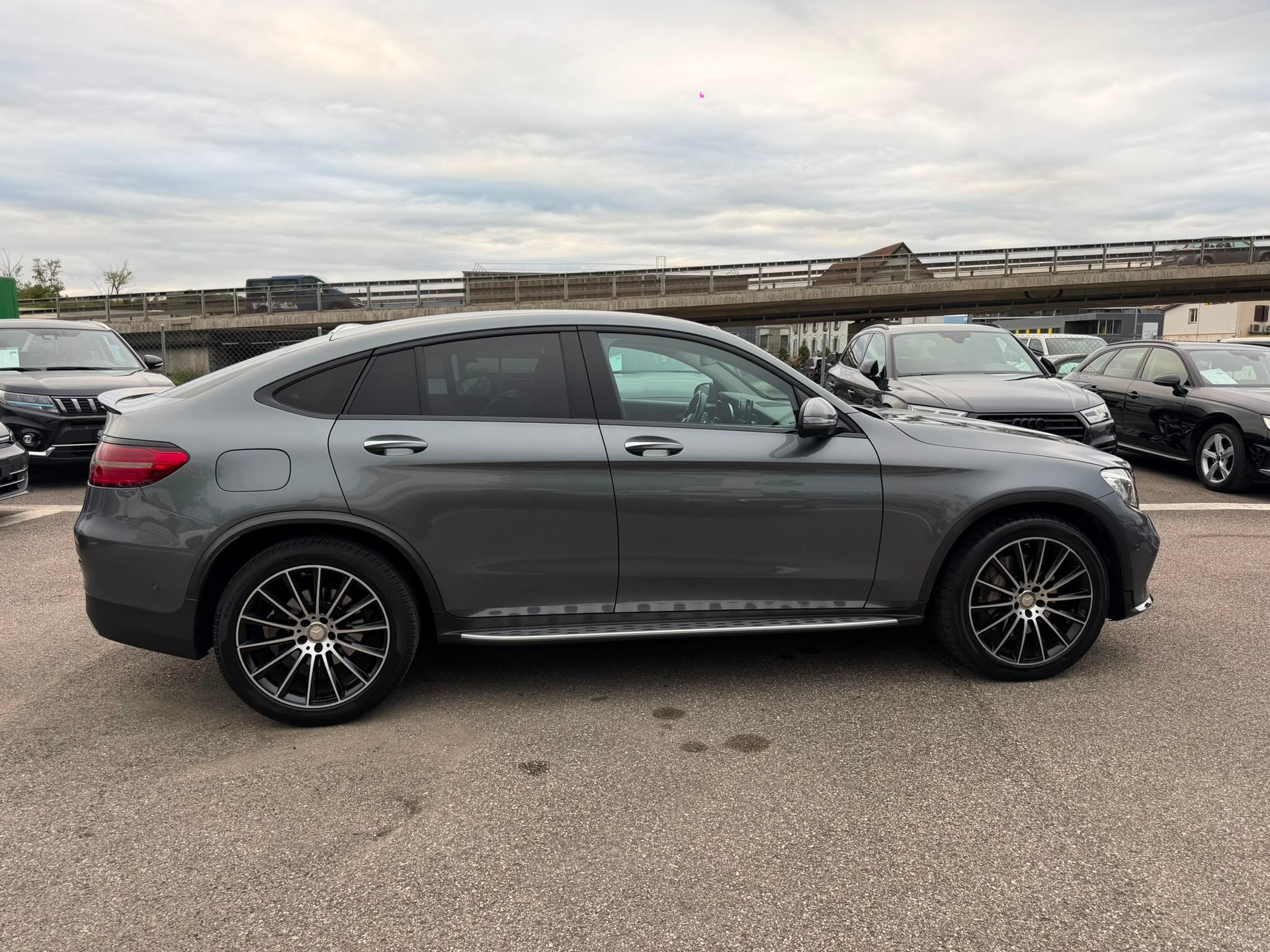 MERCEDES-BENZ GLC Coupé 250 AMG Line 4Matic 9G-Tronic garantie 2 ans-image-5