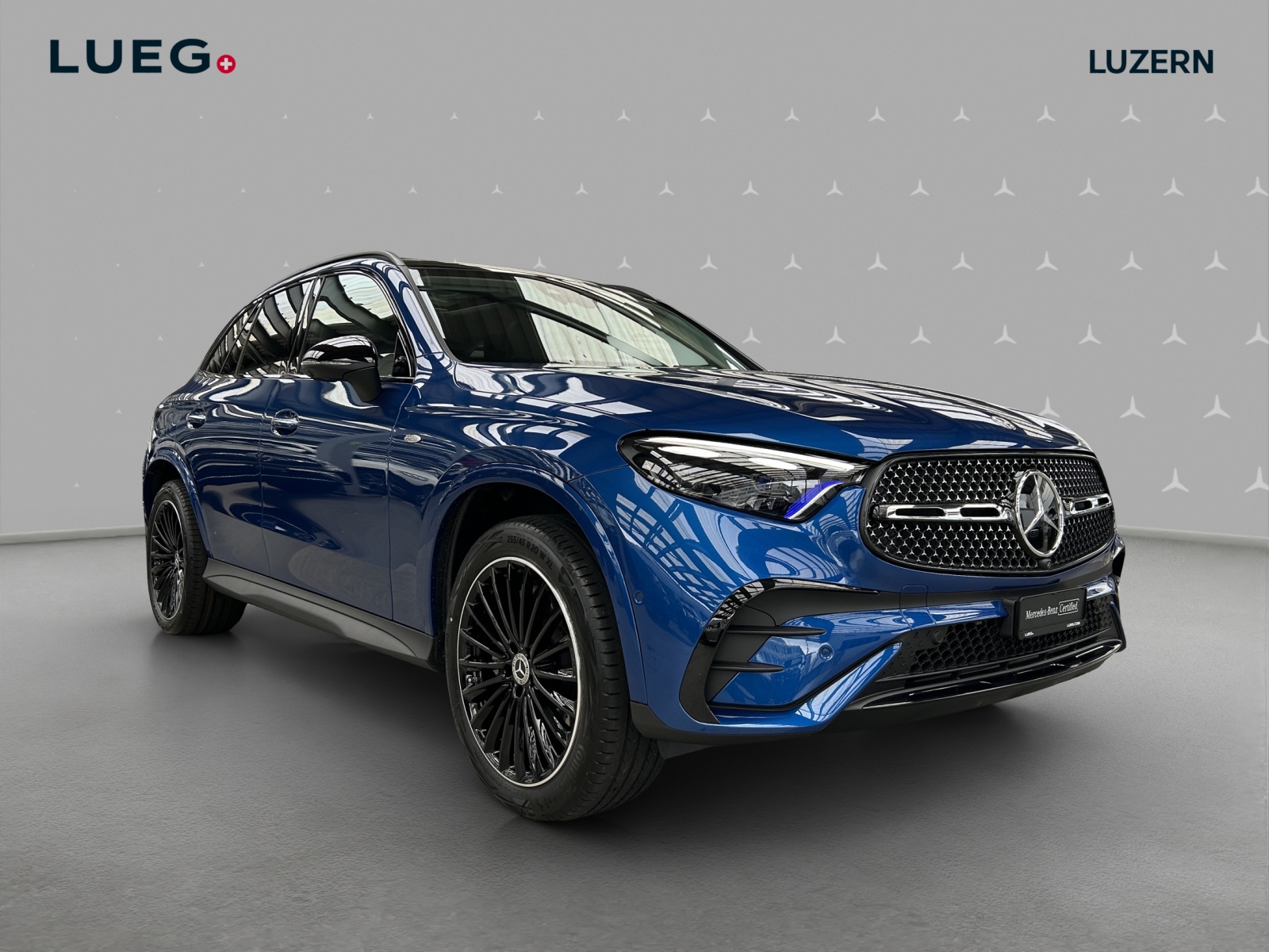 MERCEDES-BENZ GLC 300 e 4Matic 9G-Tronic-image-4
