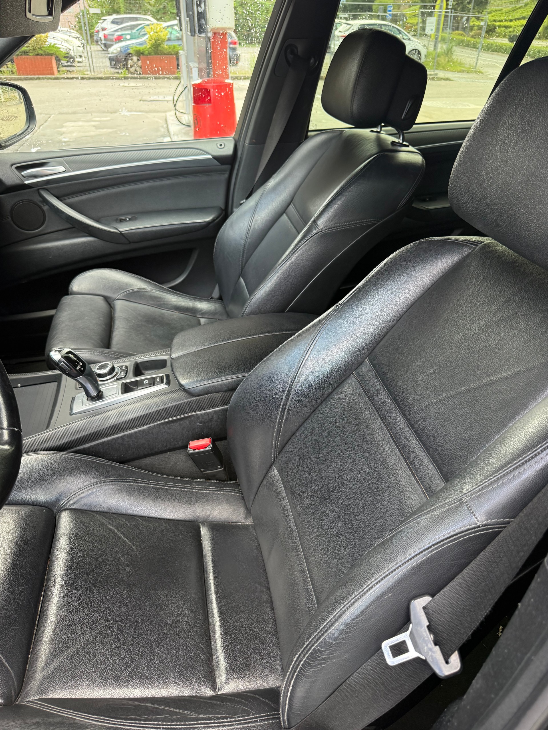 BMW X5 xDrive 30d Steptronic-image-12