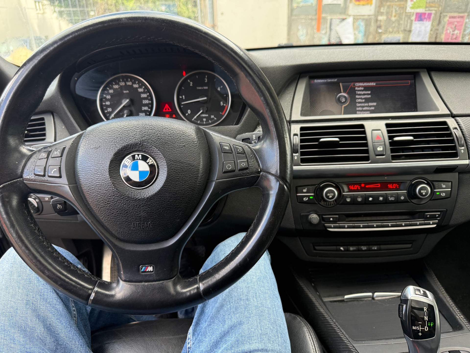 BMW X5 xDrive 30d Steptronic-image-13