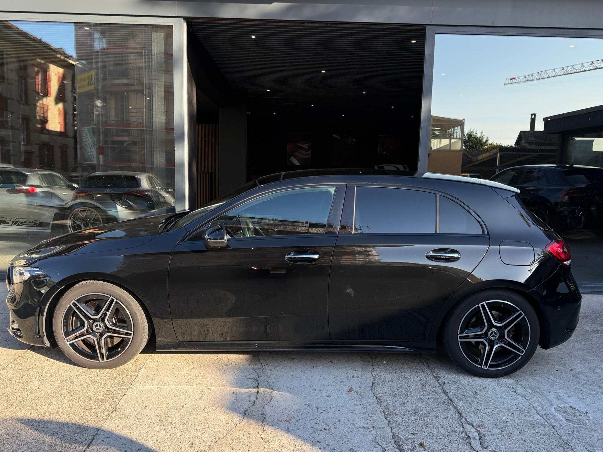 MERCEDES-BENZ A 250 4Matic AMG Line 4Matic 7G-DCT-image-15
