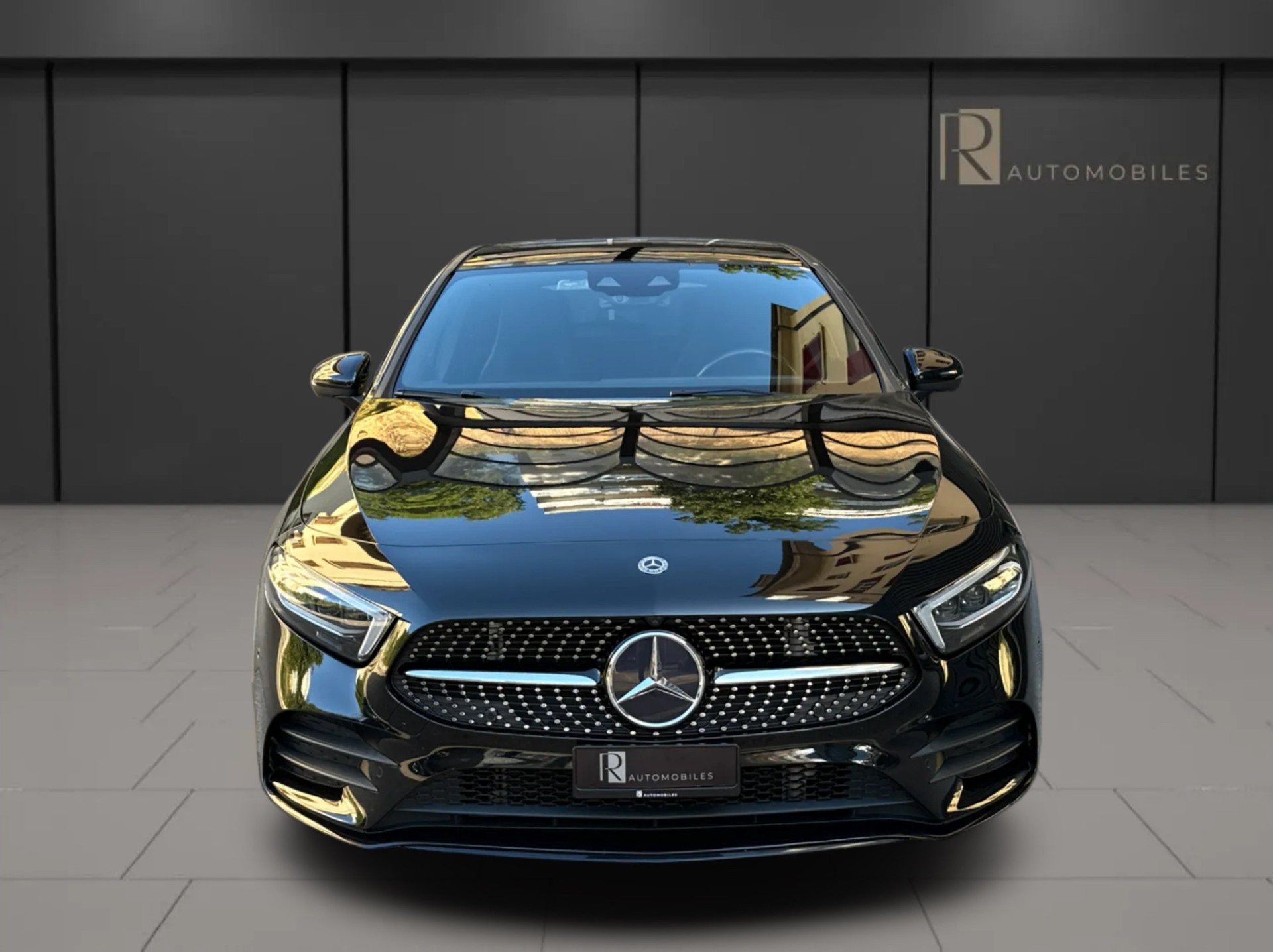 MERCEDES-BENZ A 250 4Matic AMG Line 4Matic 7G-DCT-image-1