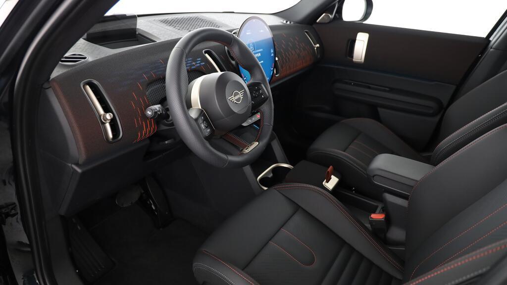 MINI Countryman S ALL4-image-16