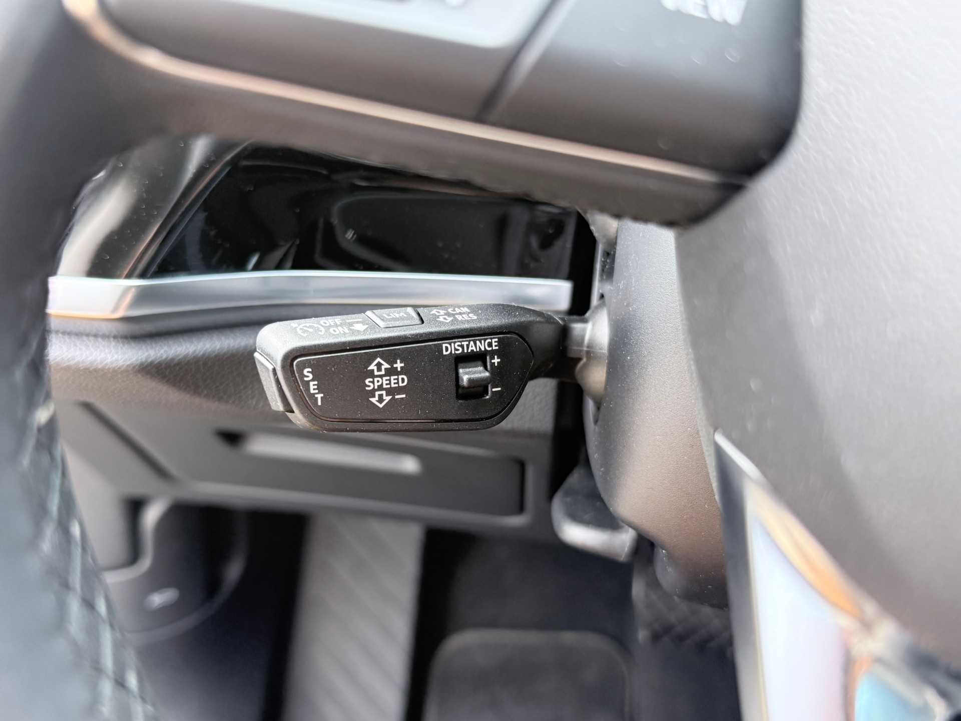 AUDI Q3 35 TFSI advanced S-tronic-image-26