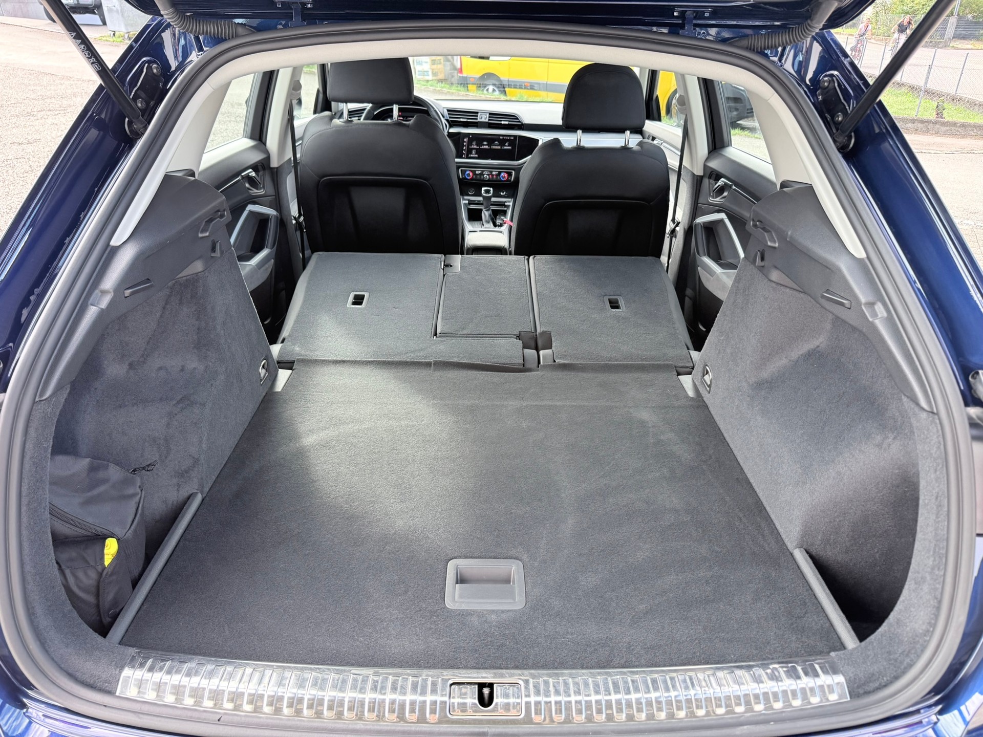 AUDI Q3 35 TFSI advanced S-tronic-image-30