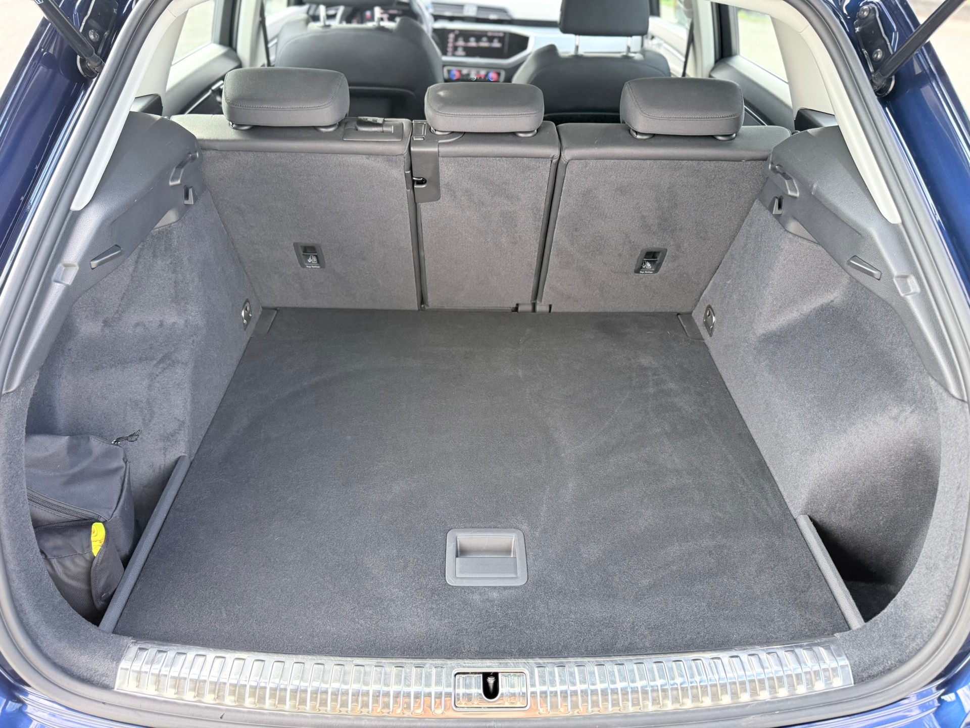 AUDI Q3 35 TFSI advanced S-tronic-image-31