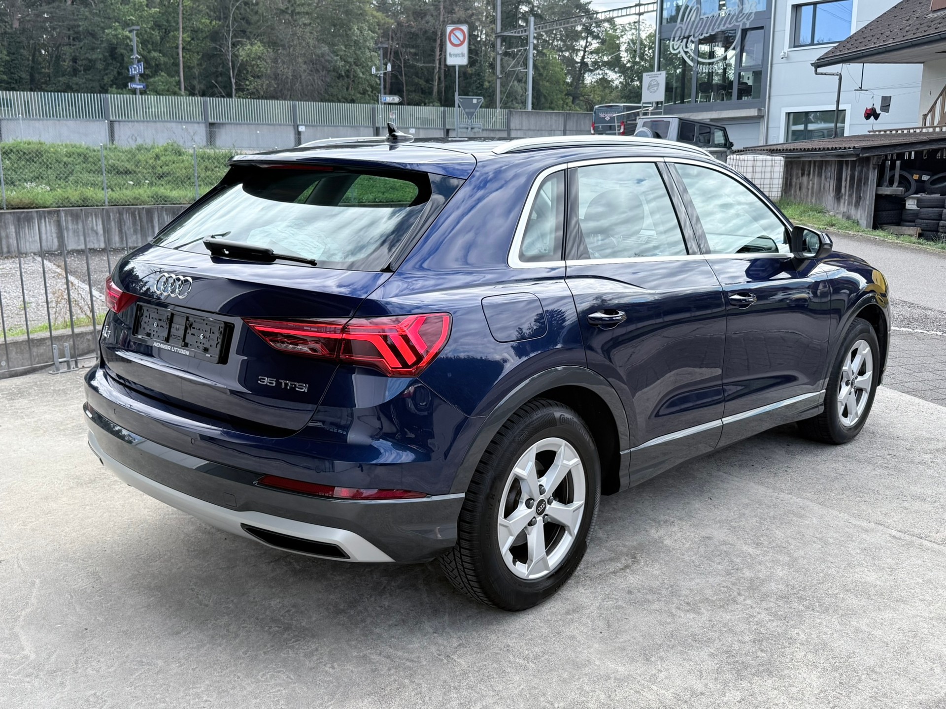 AUDI Q3 35 TFSI advanced S-tronic-image-6